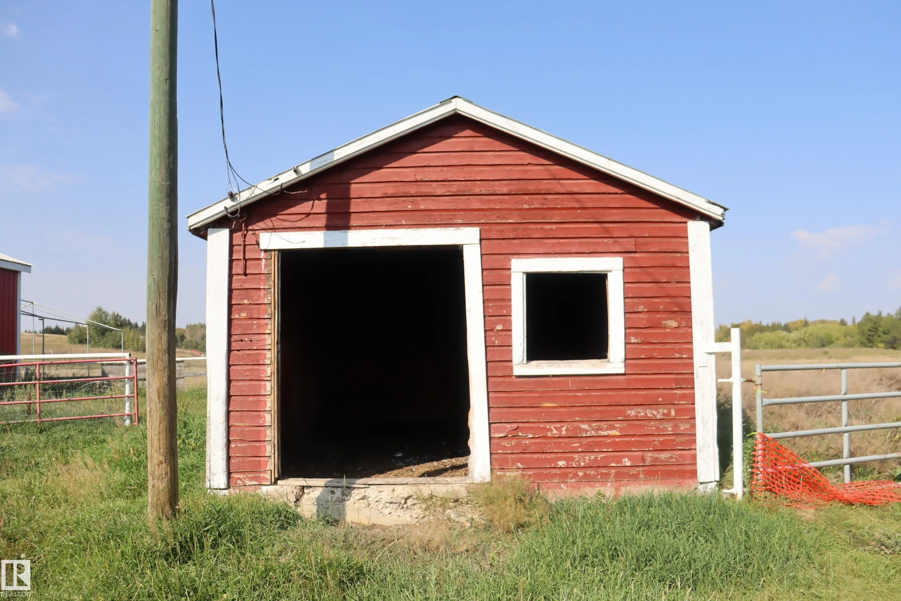243066 Twp. Rd. 464
