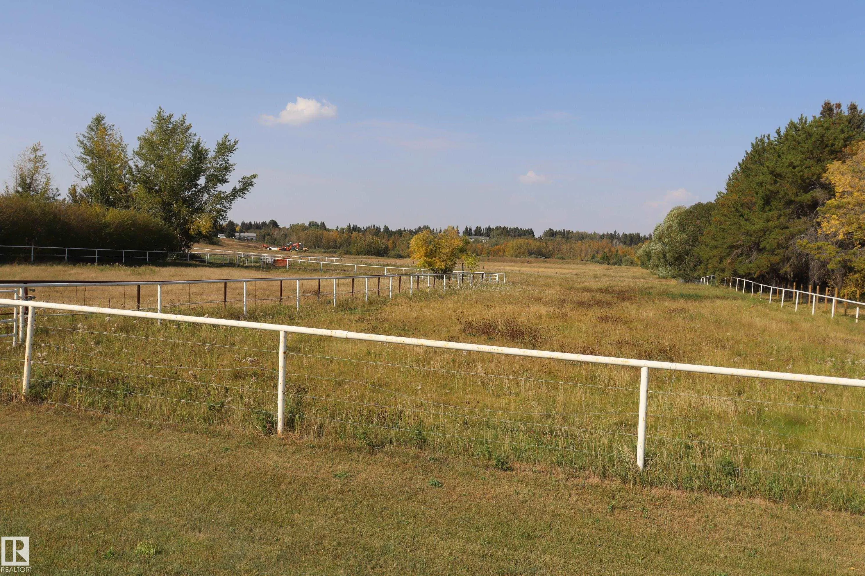 243066 Twp. Rd. 464