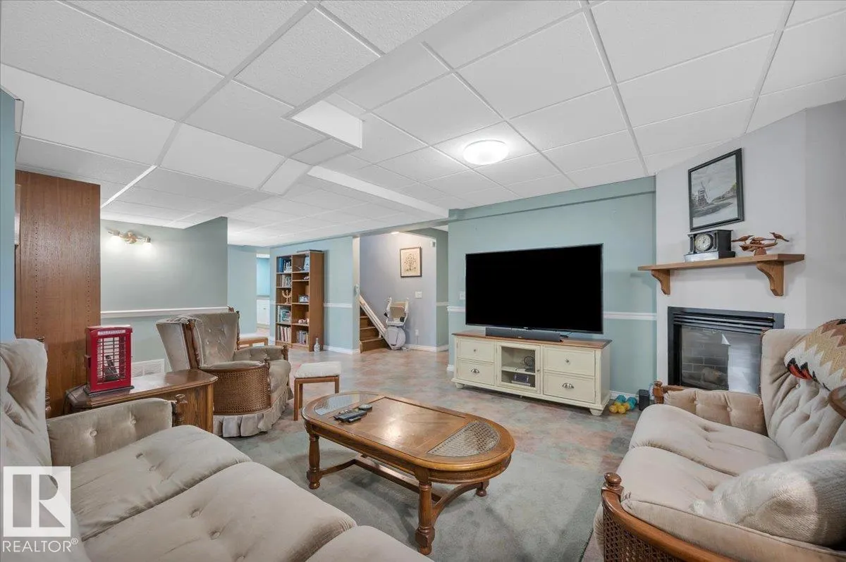 312 BURTON Road