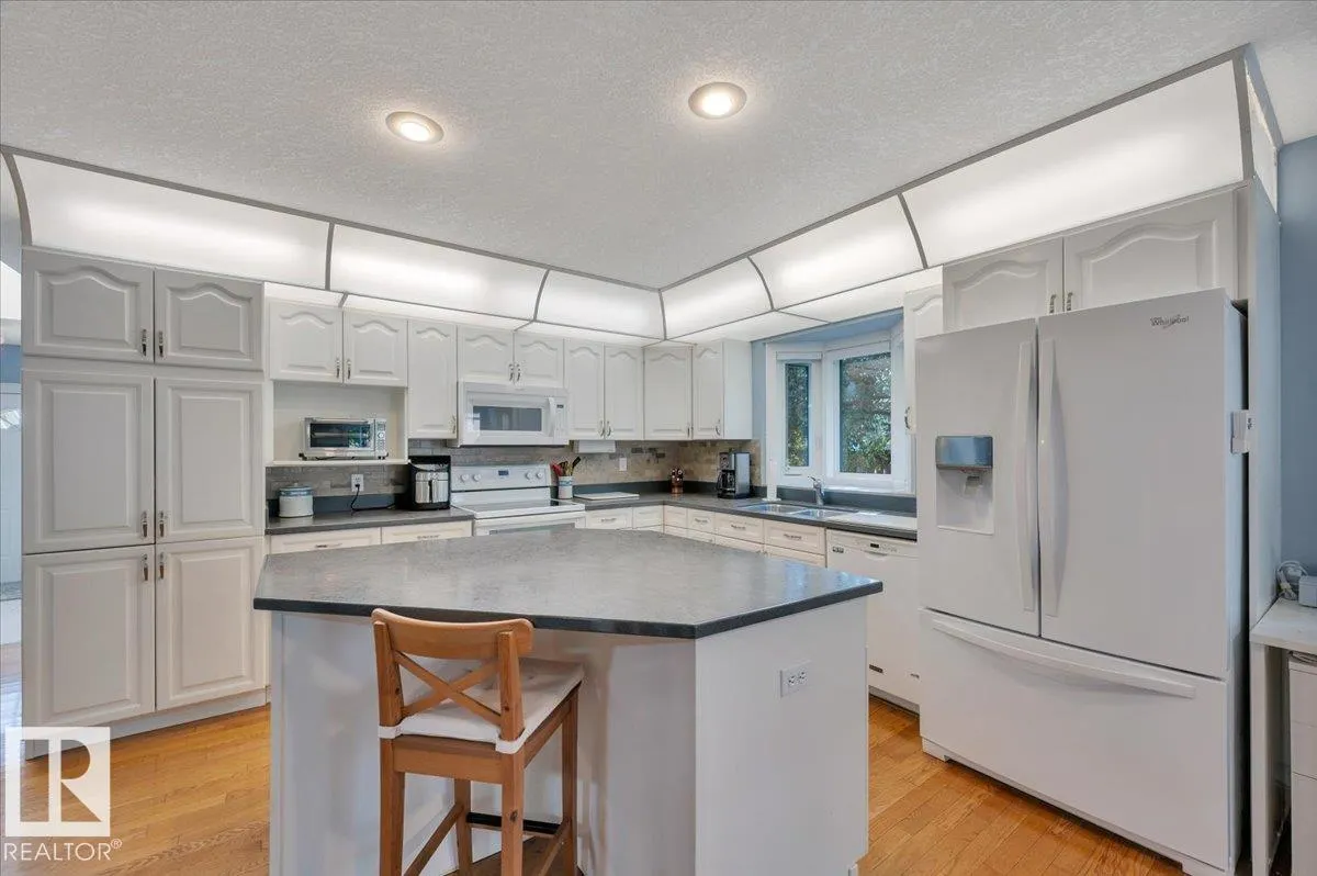 312 BURTON Road