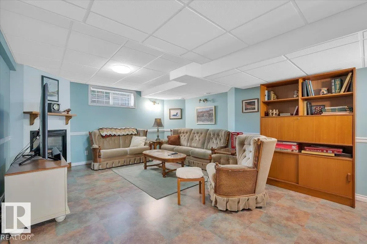 312 BURTON Road