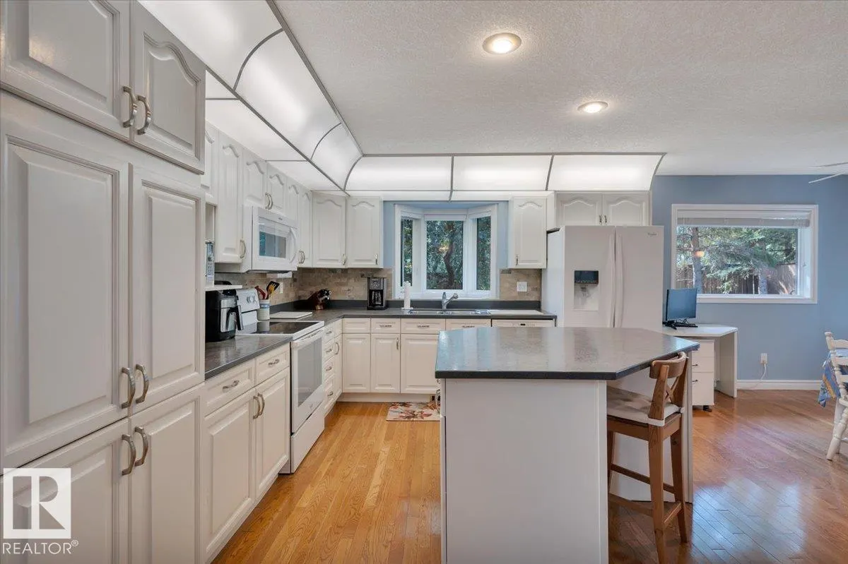 312 BURTON Road