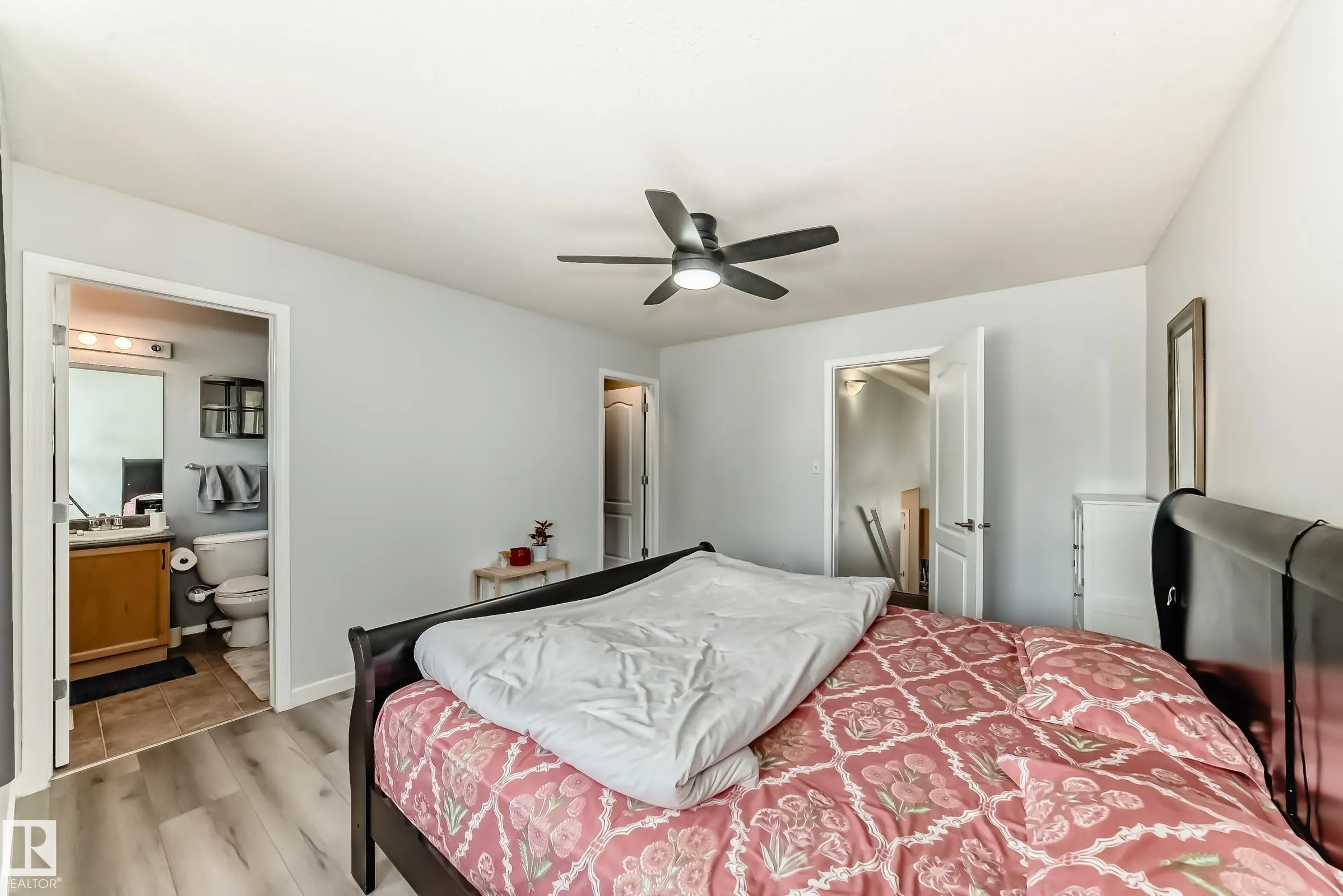 56 BONIN Crescent