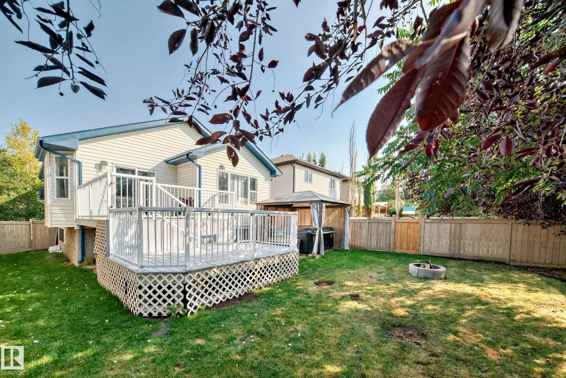 56 BONIN Crescent
