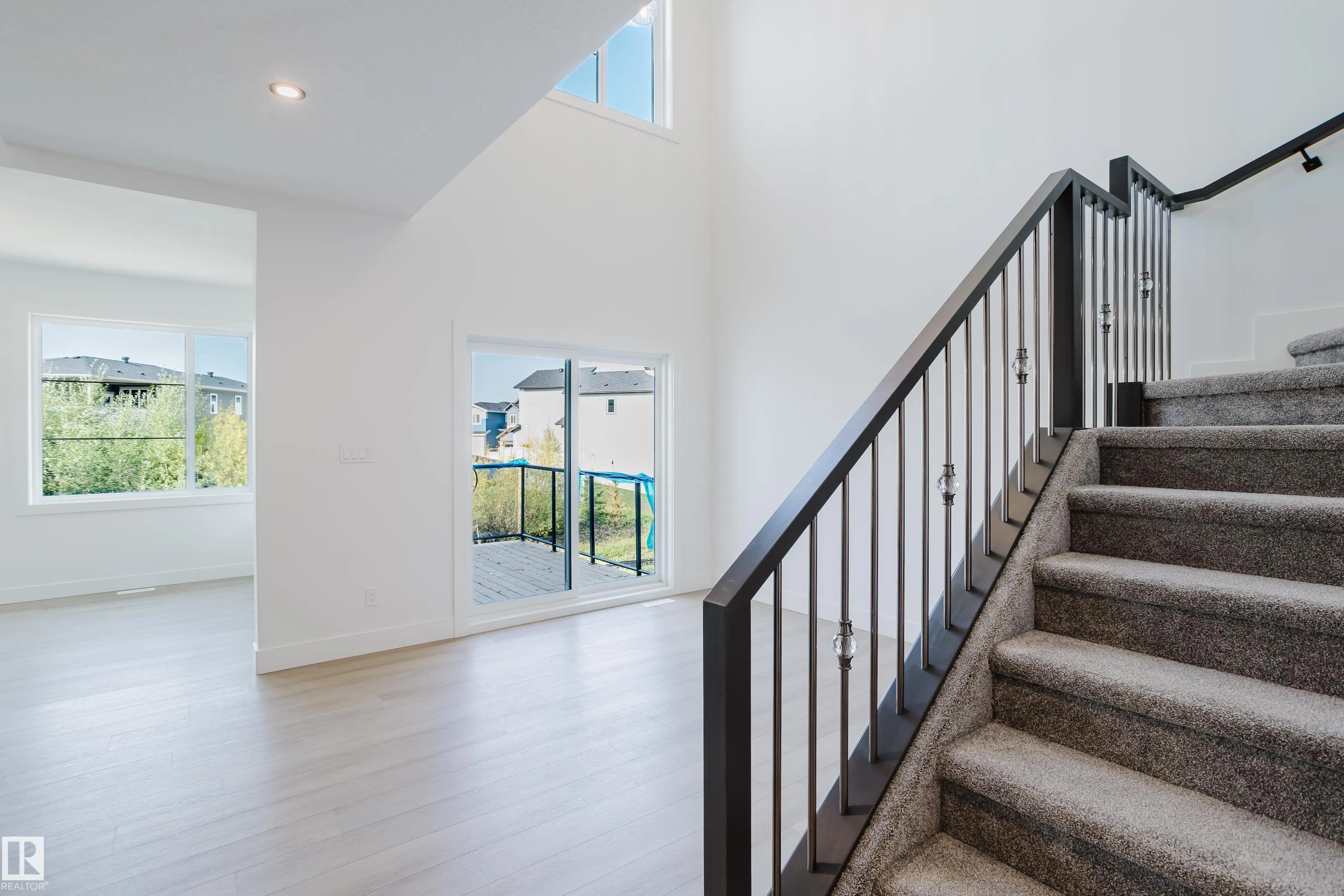 69 MEADOWGROVE Lane