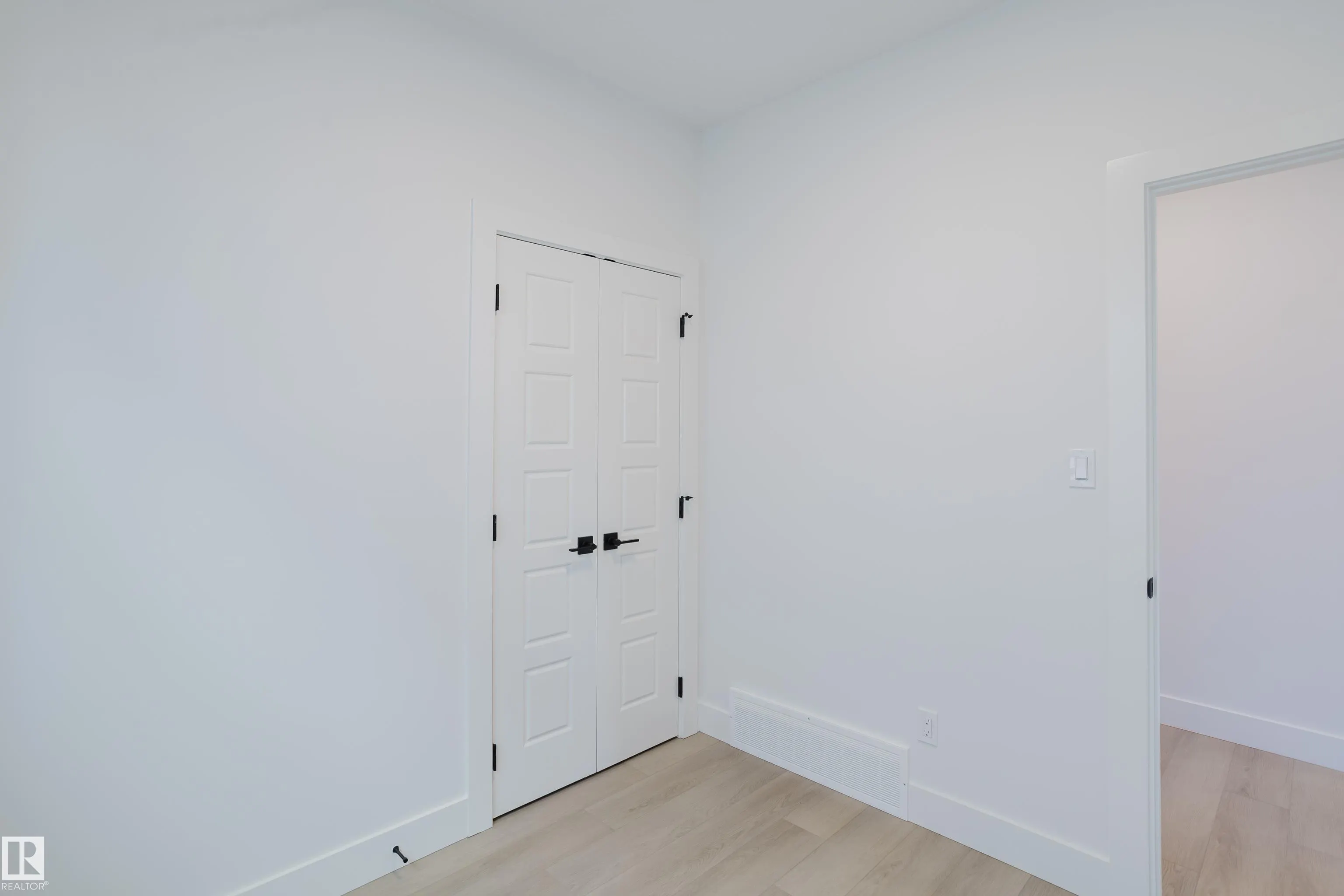 69 MEADOWGROVE Lane