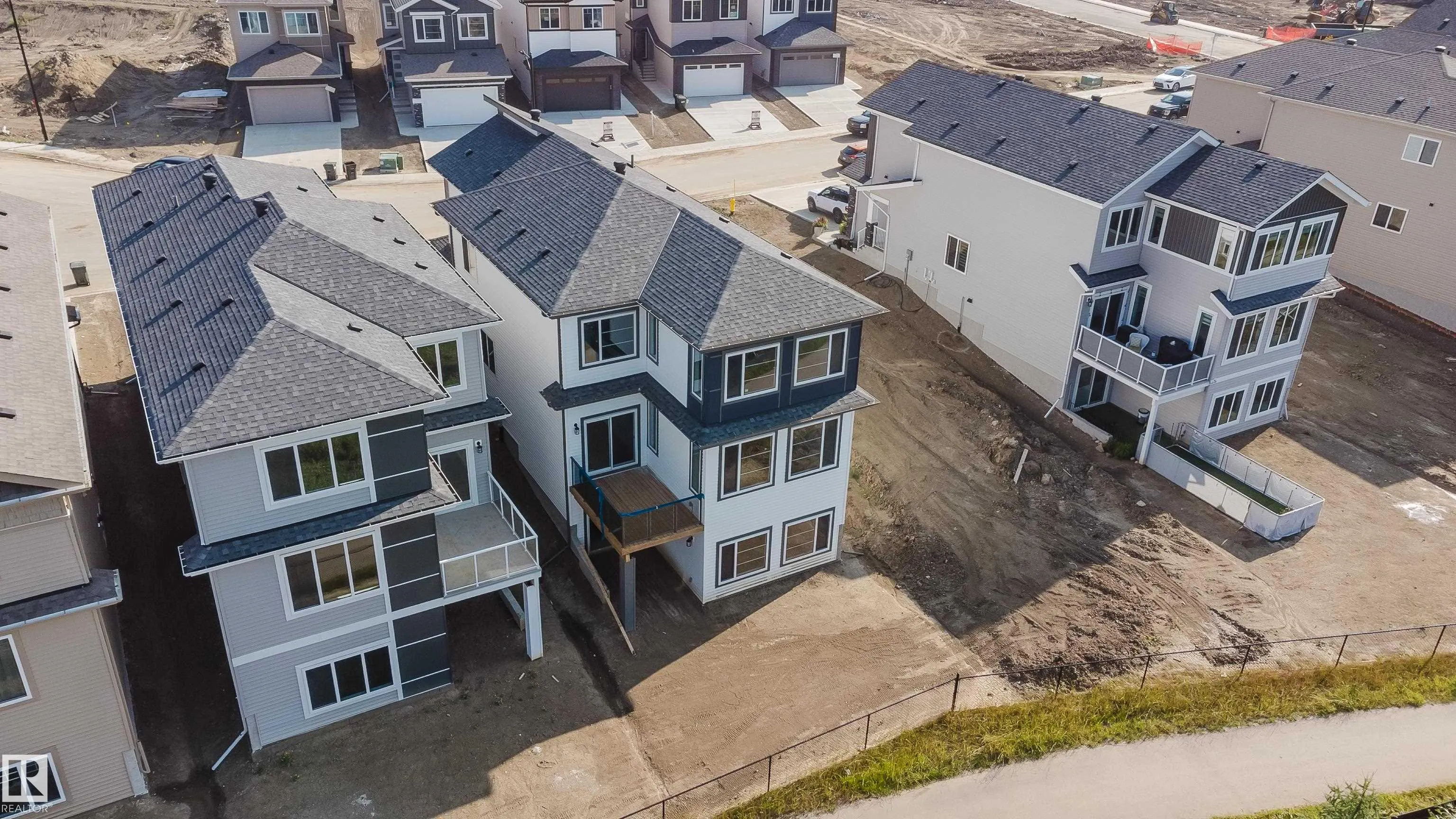 69 MEADOWGROVE Lane