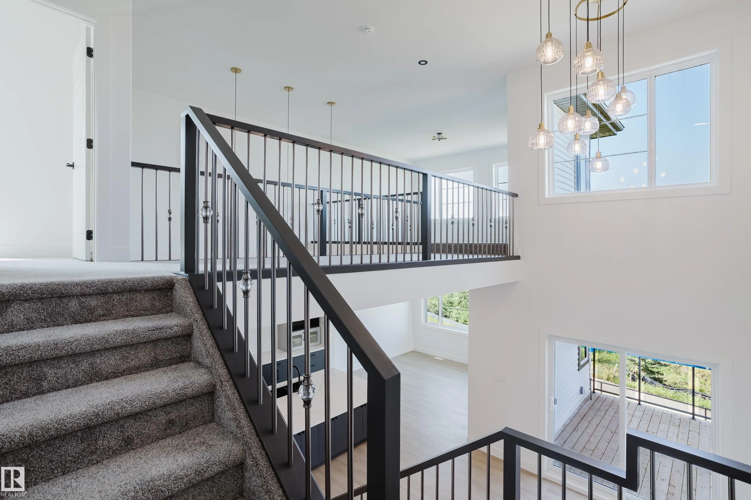 69 MEADOWGROVE Lane