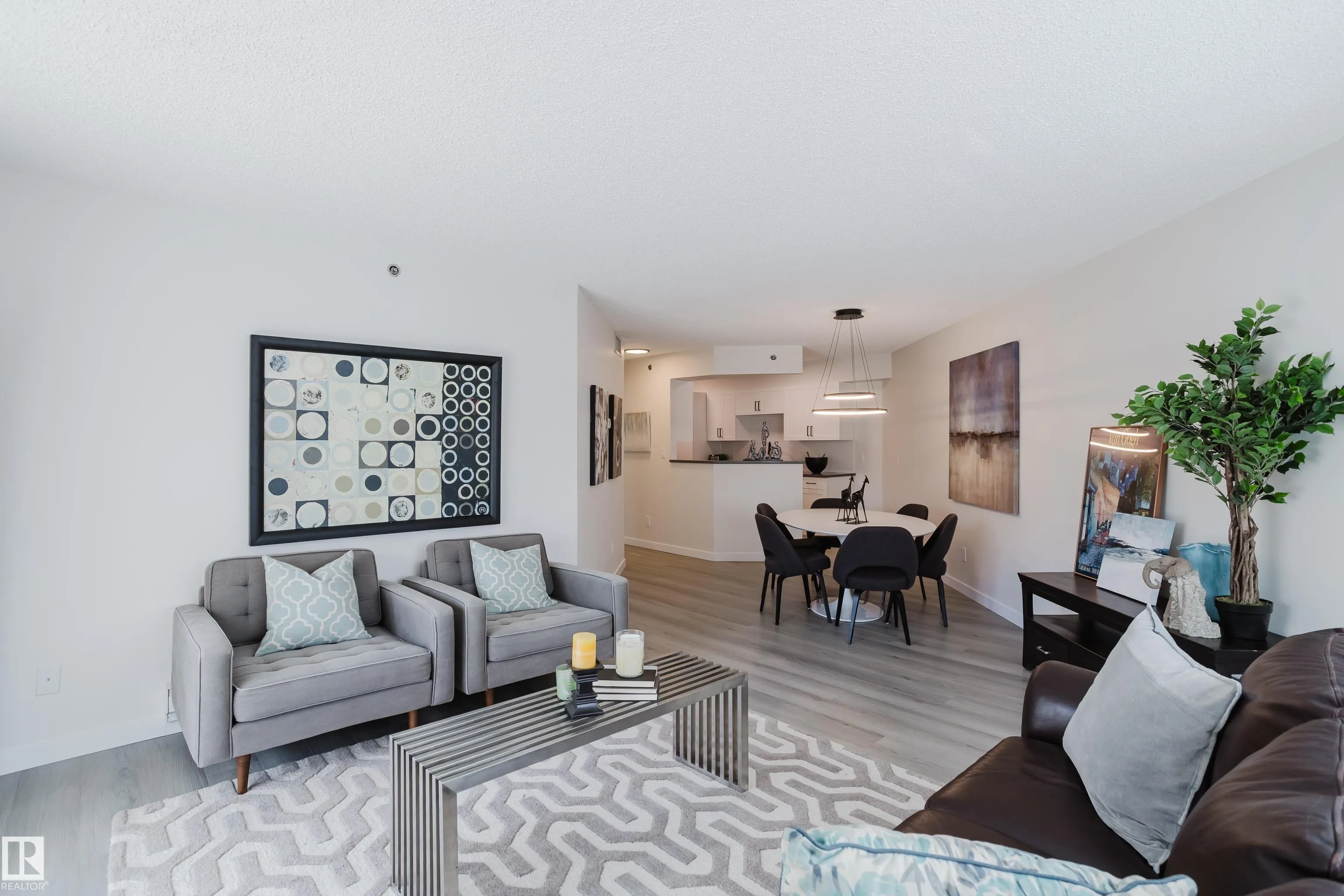 10130 114 Street