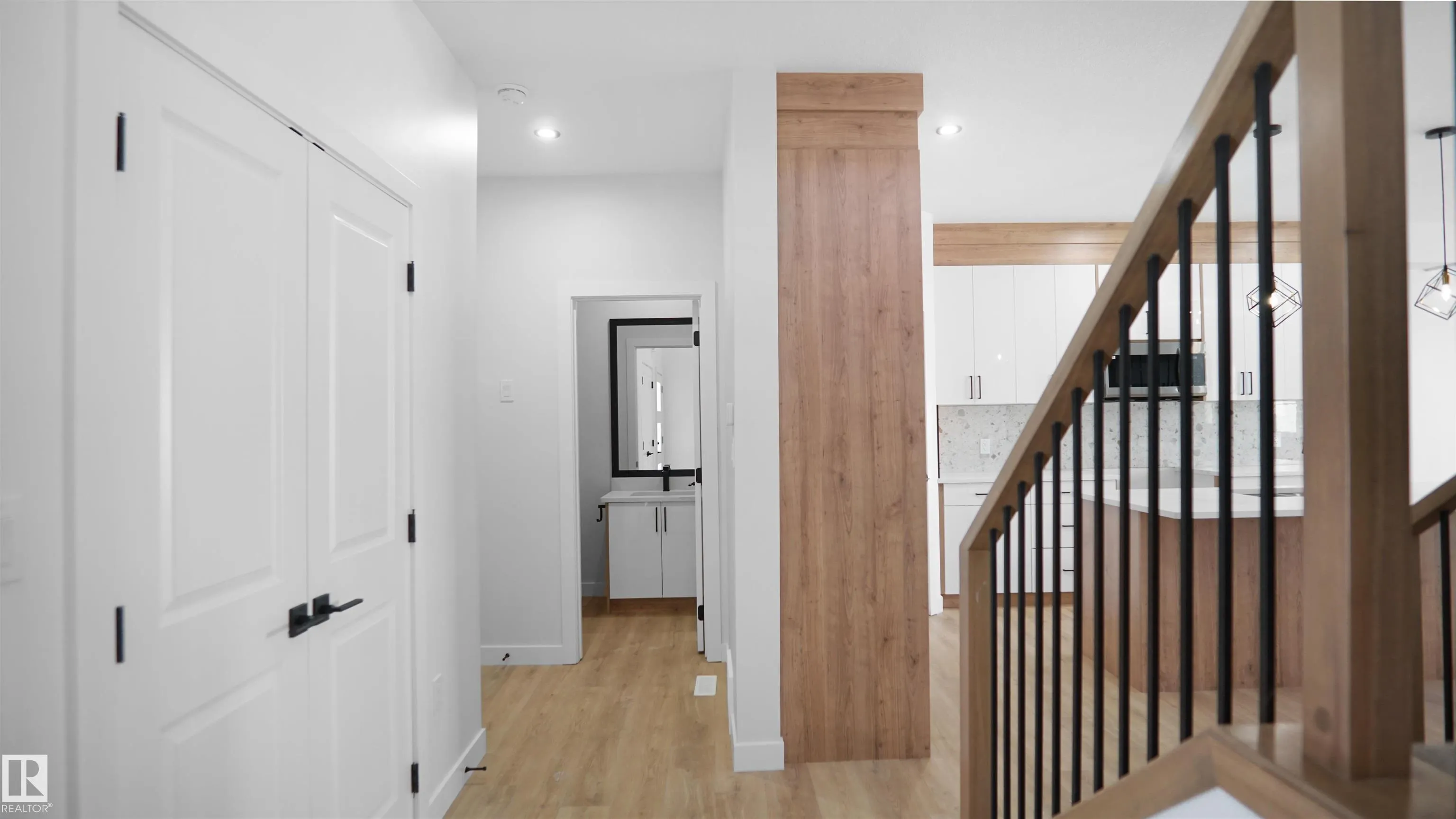 10 Axelwood Crescent