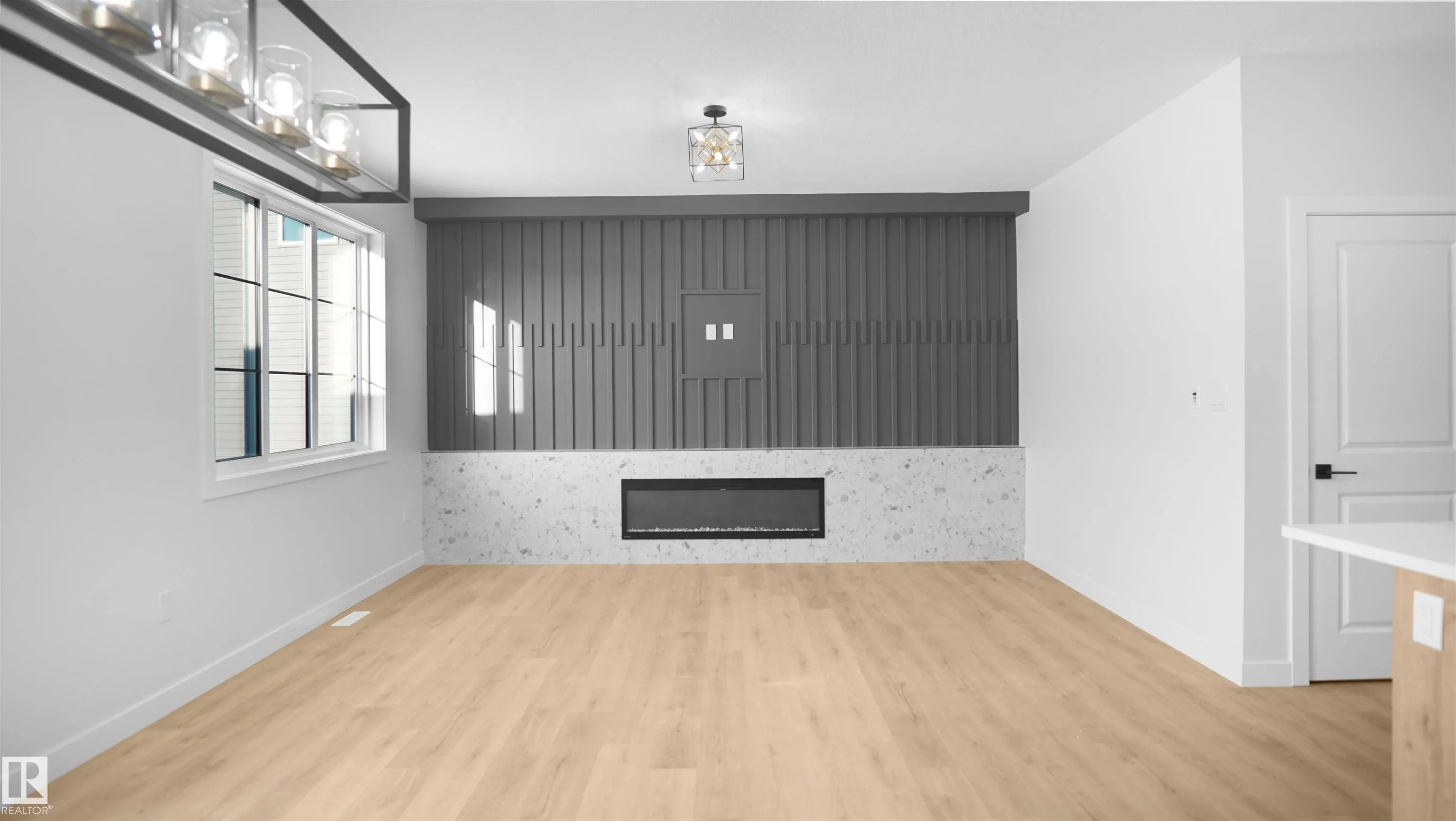 10 Axelwood Crescent