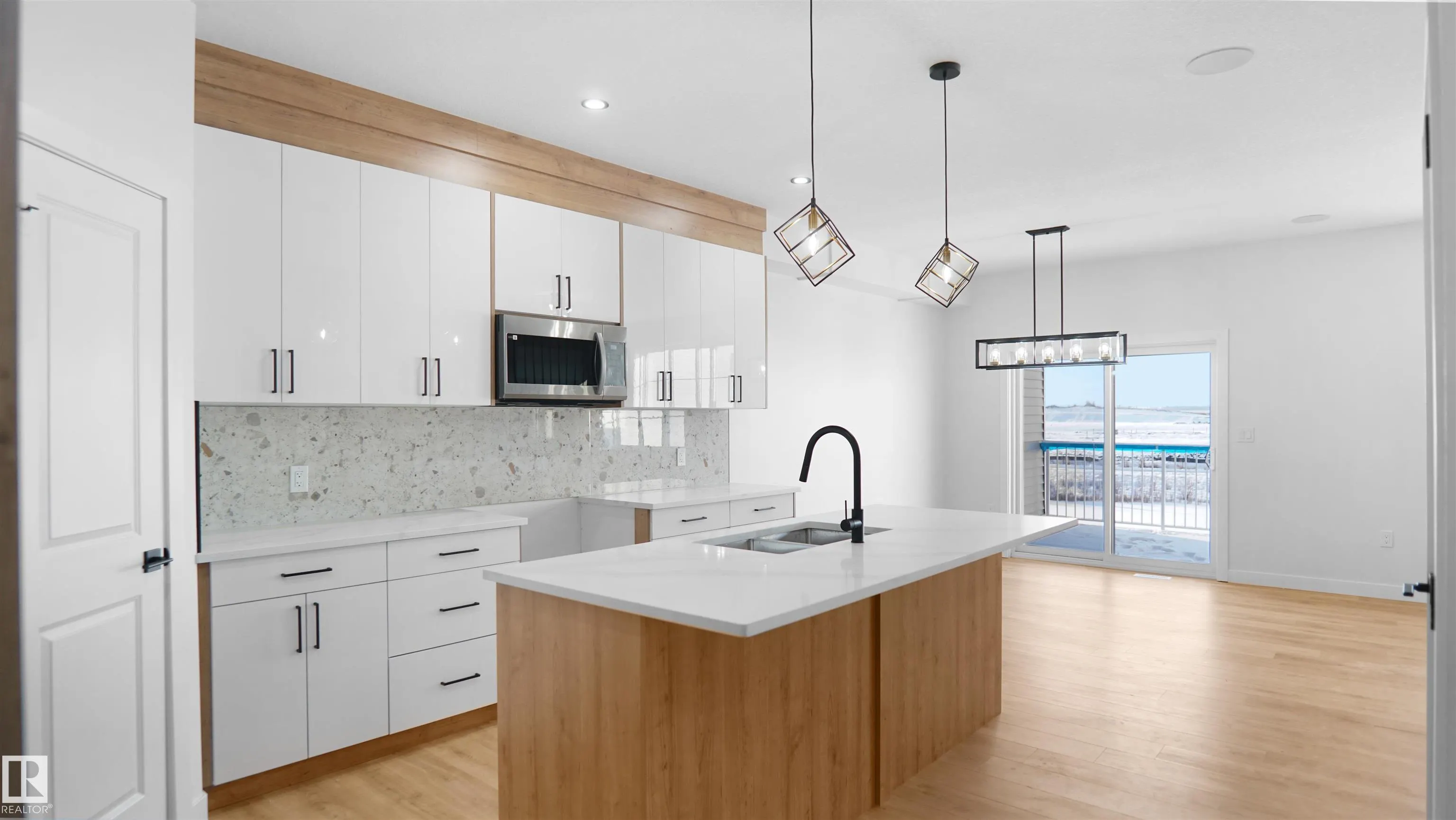10 Axelwood Crescent