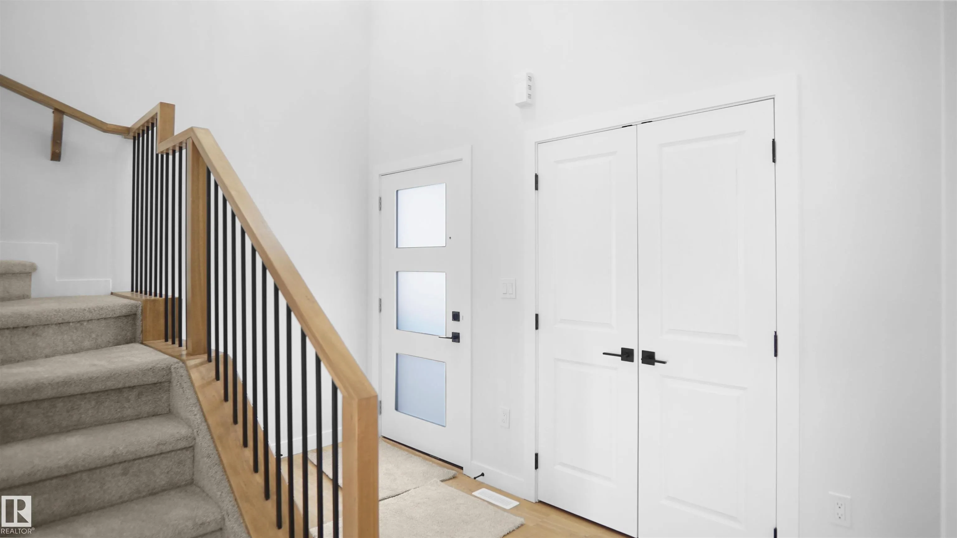 10 Axelwood Crescent