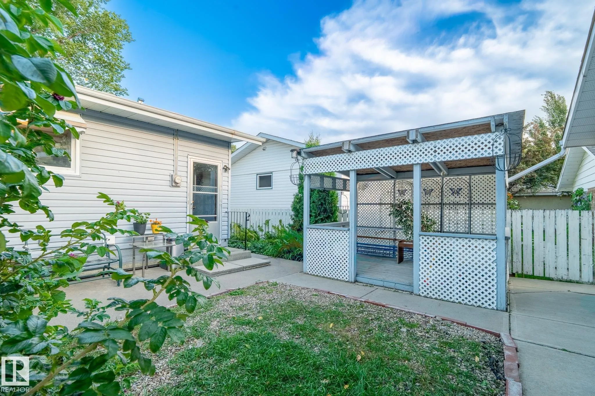 3912 52 st