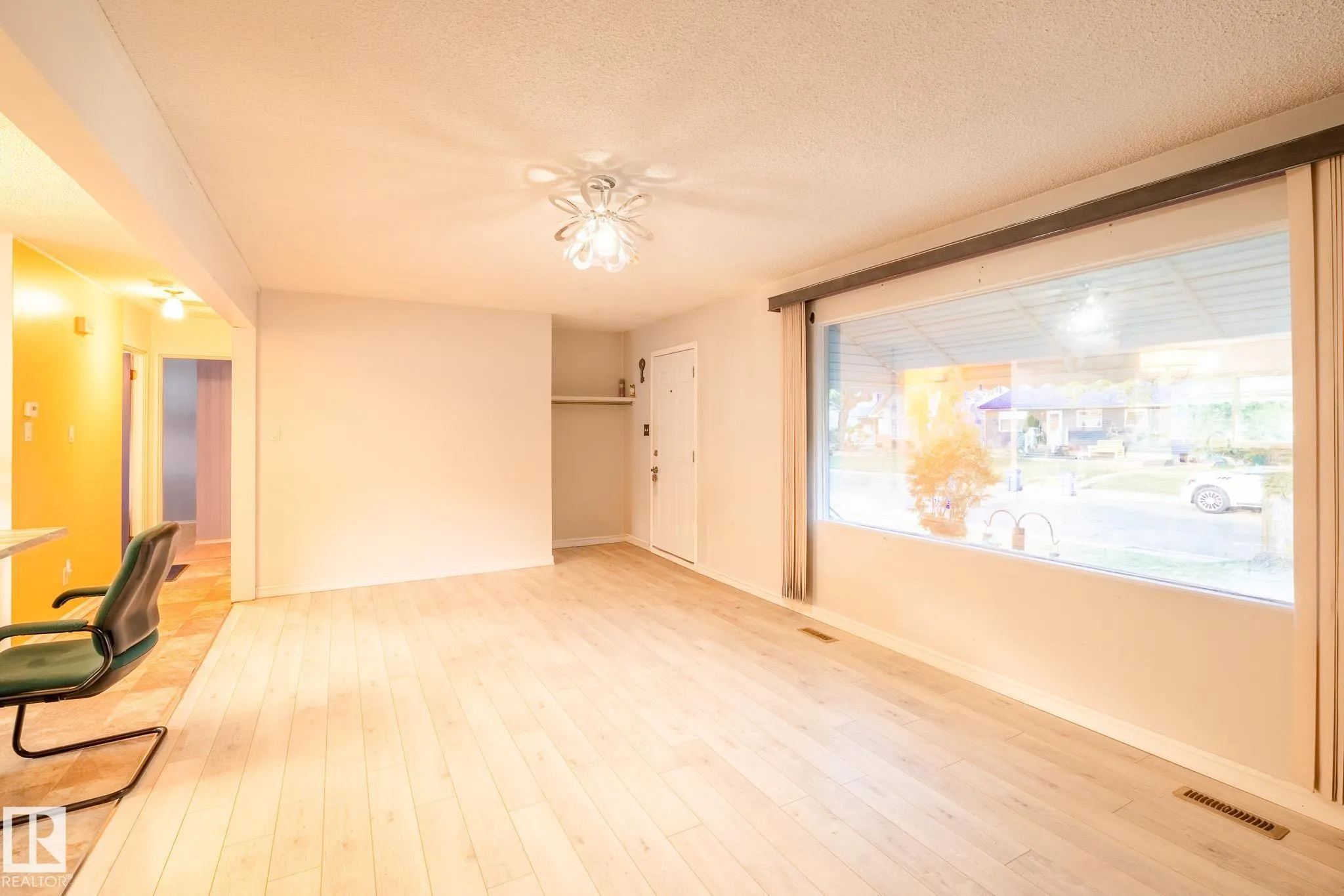 3912 52 st