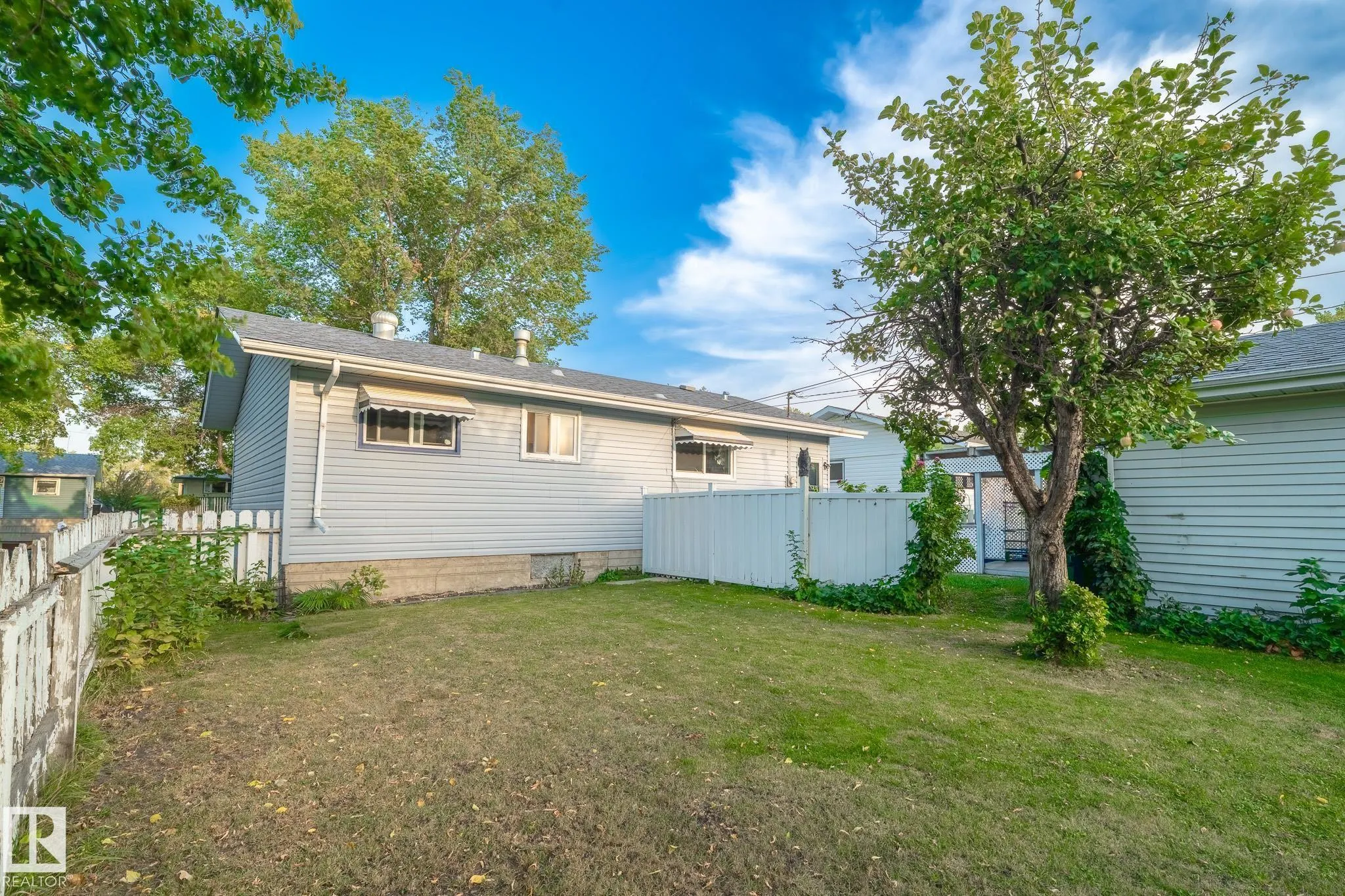 3912 52 st