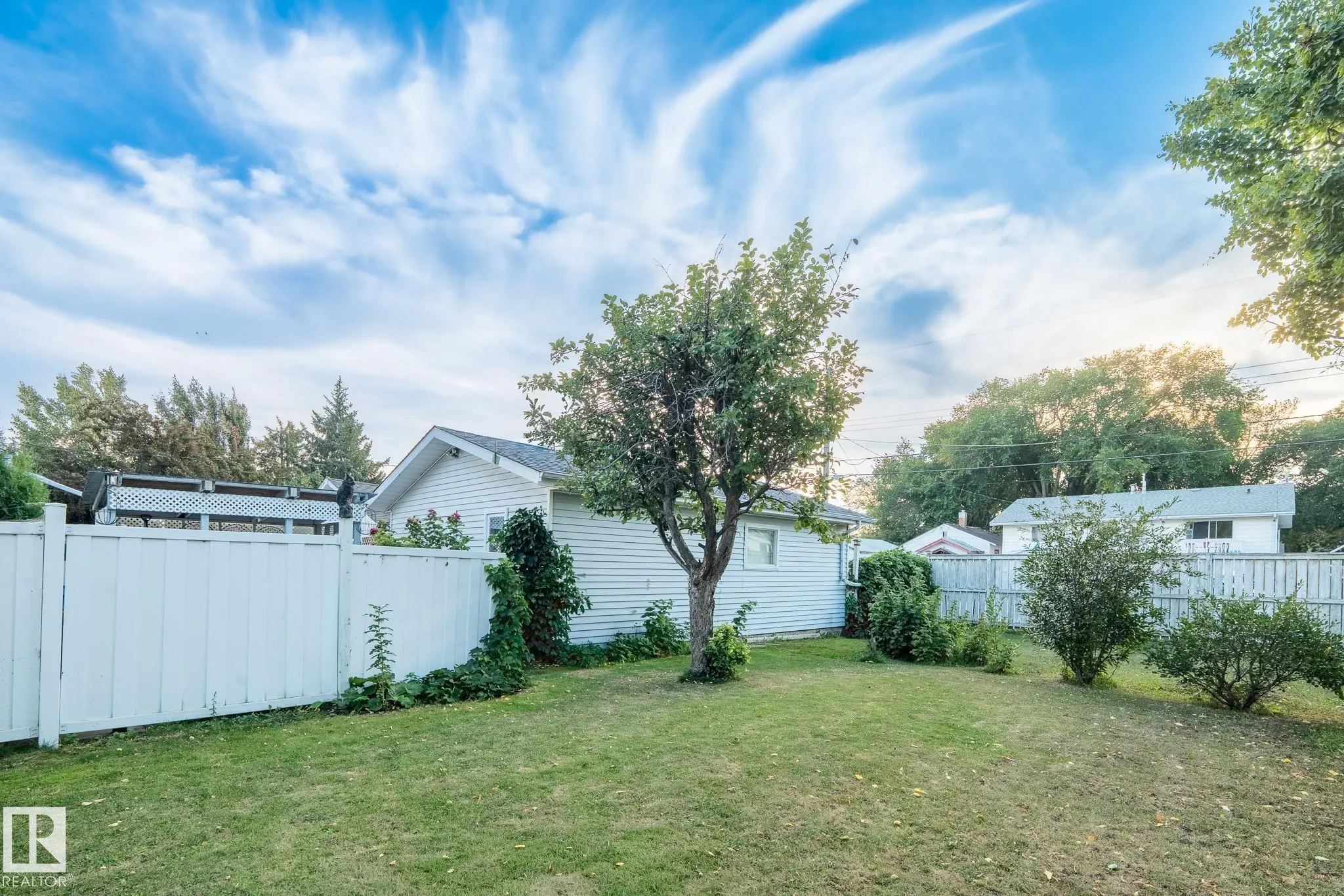3912 52 st
