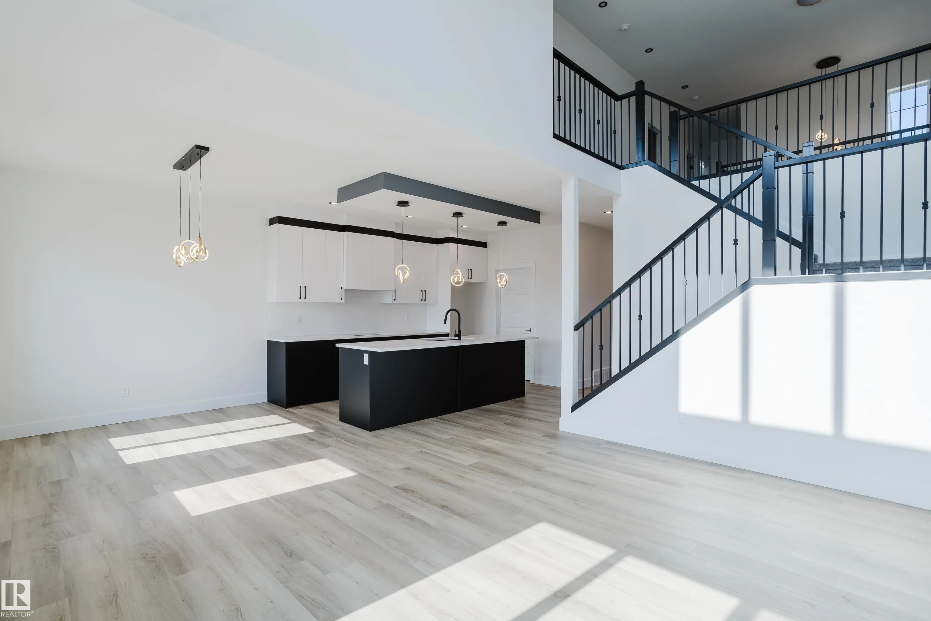 298 Munn Way