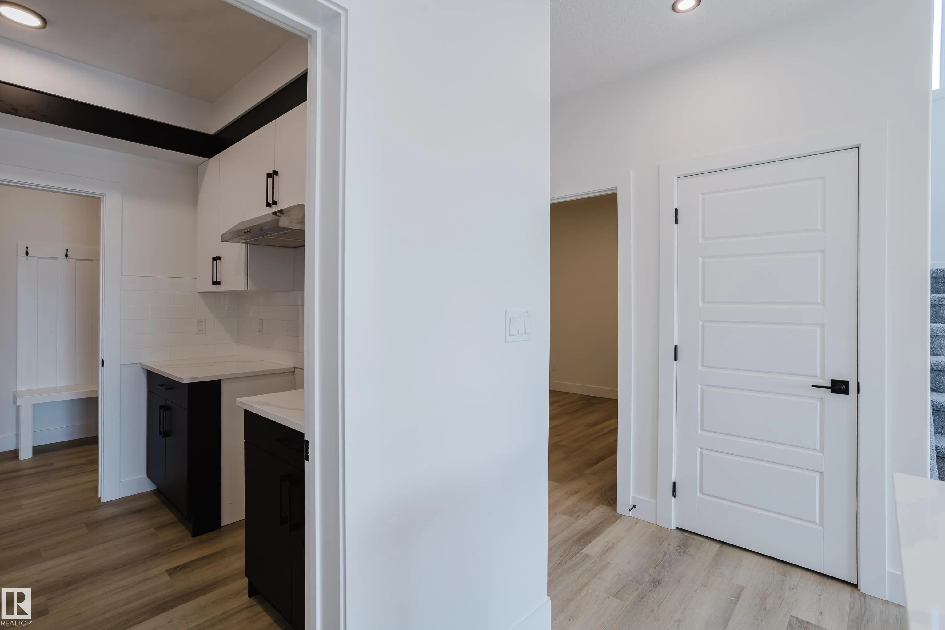 298 Munn Way