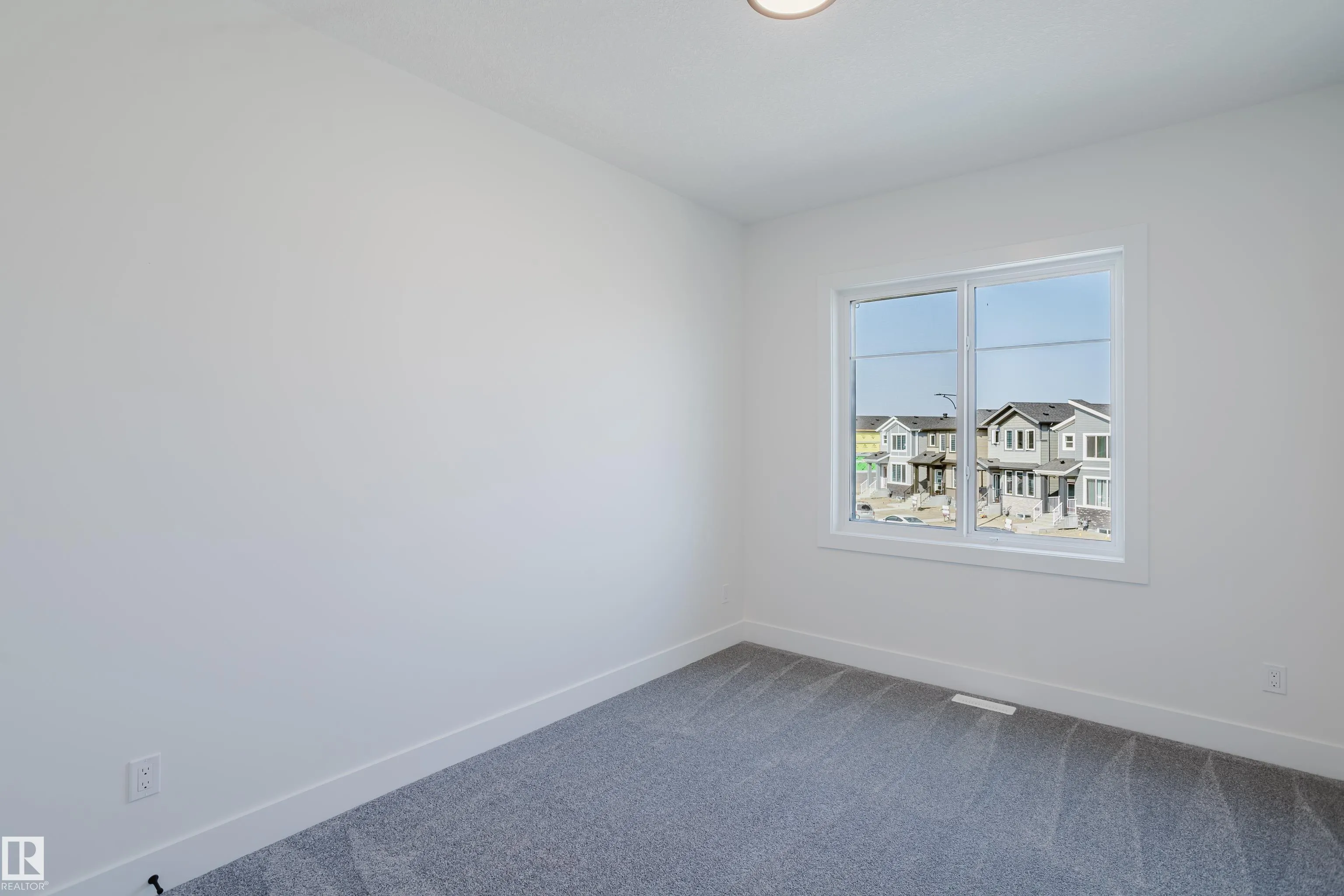 298 Munn Way