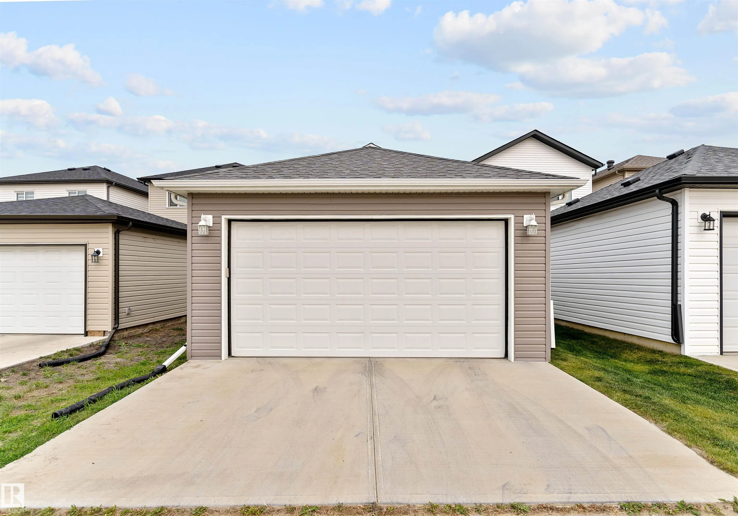 182 CALEDONIA Drive