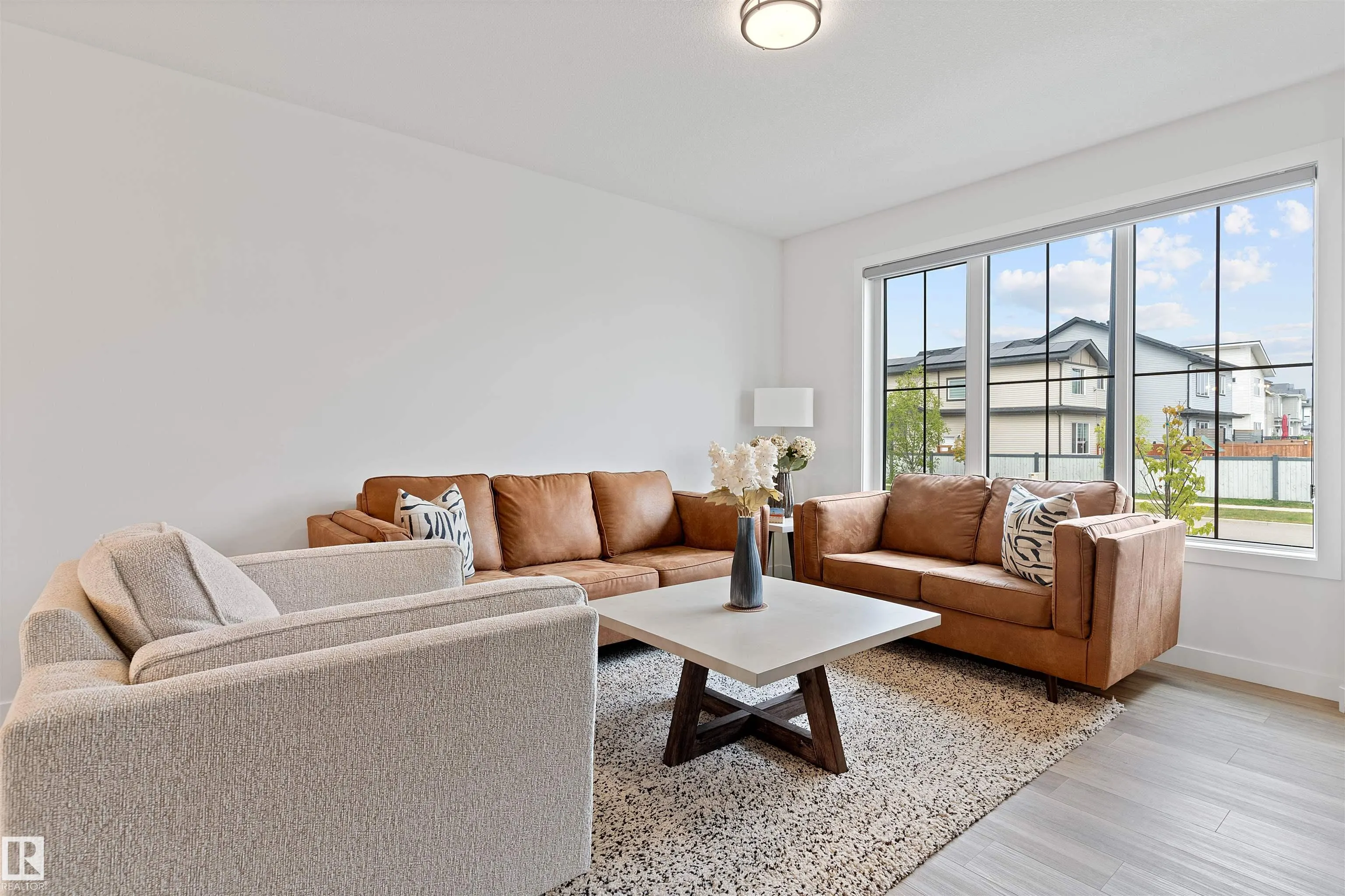 182 CALEDONIA Drive
