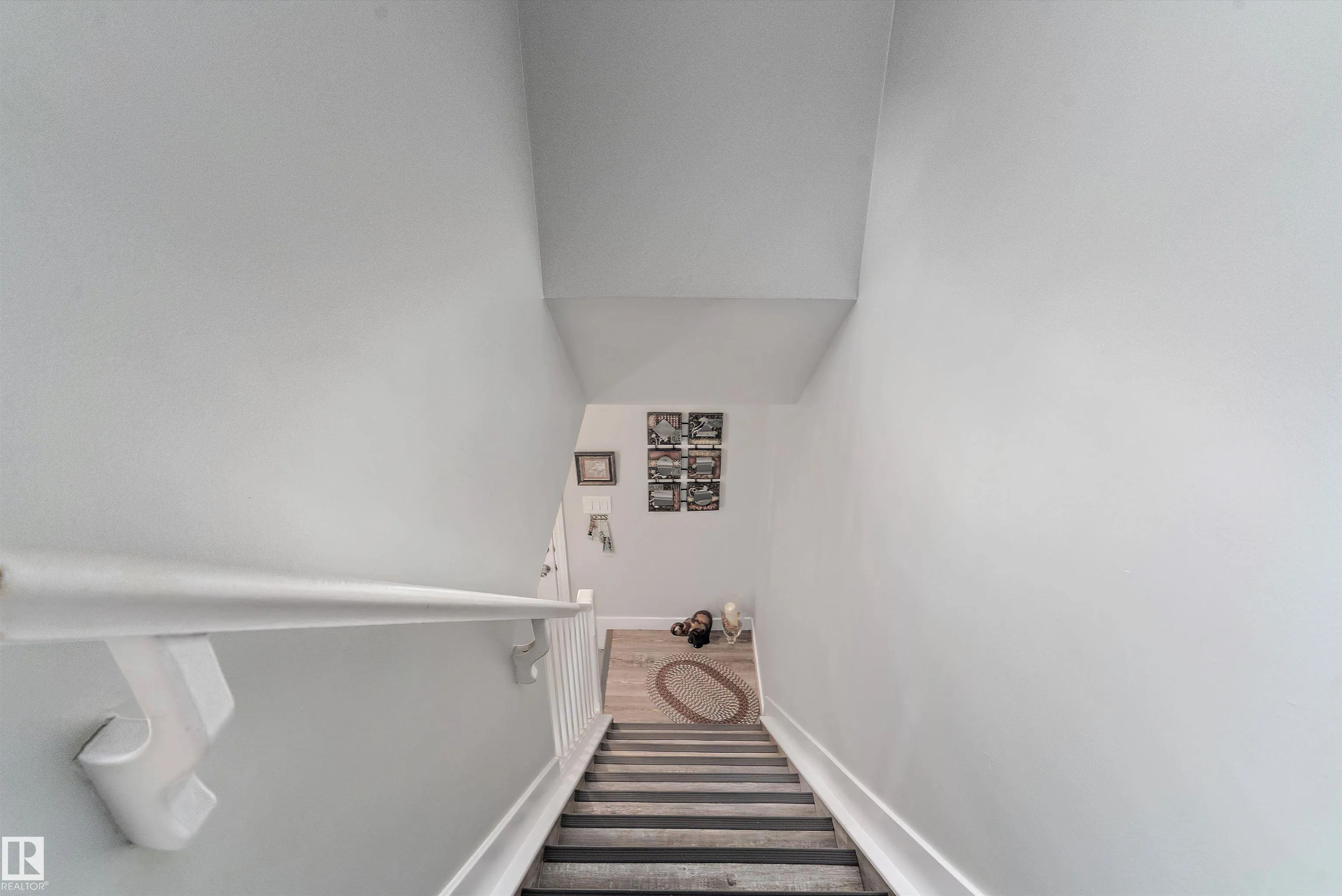 7B CALLINGWOOD Court
