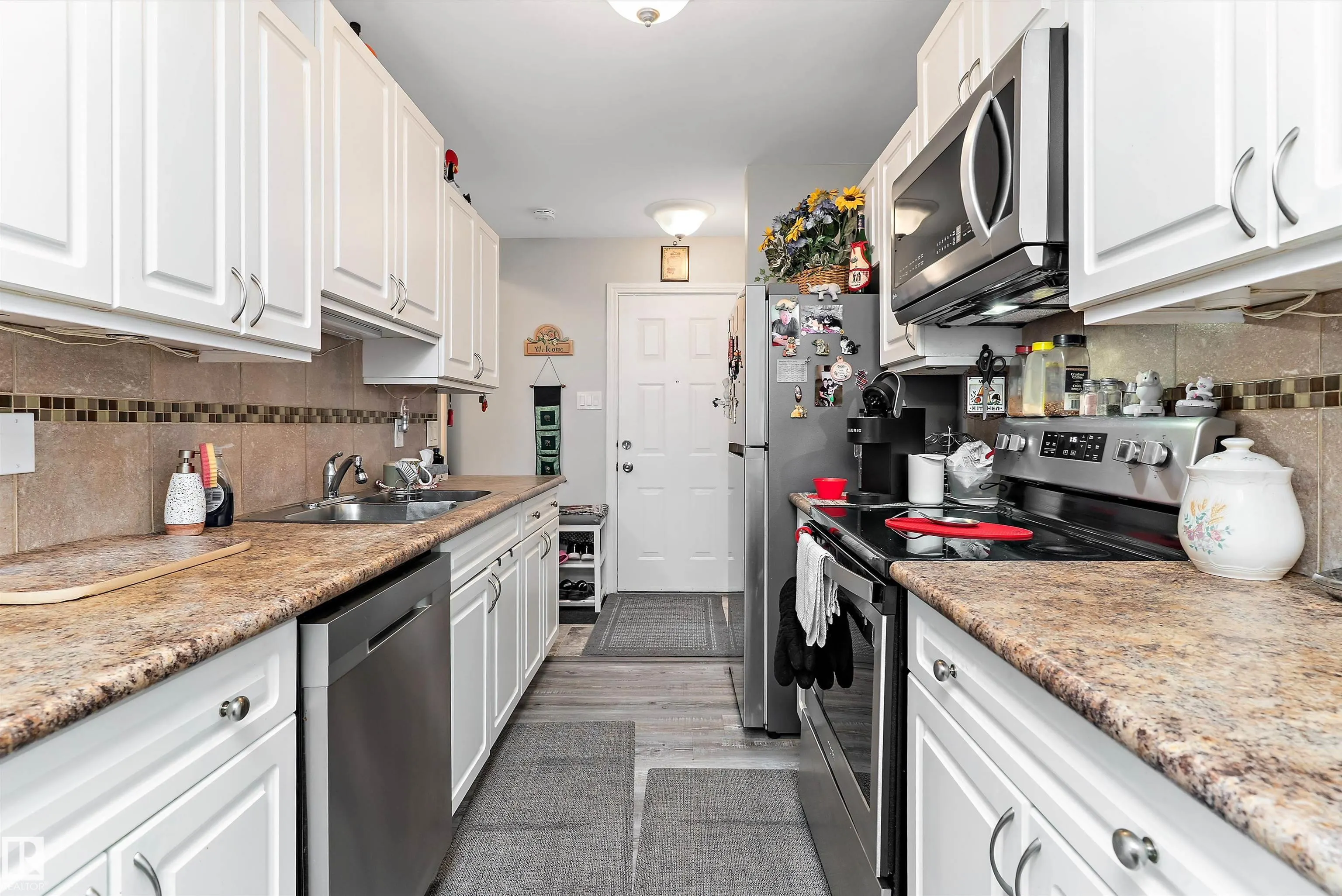 7B CALLINGWOOD Court