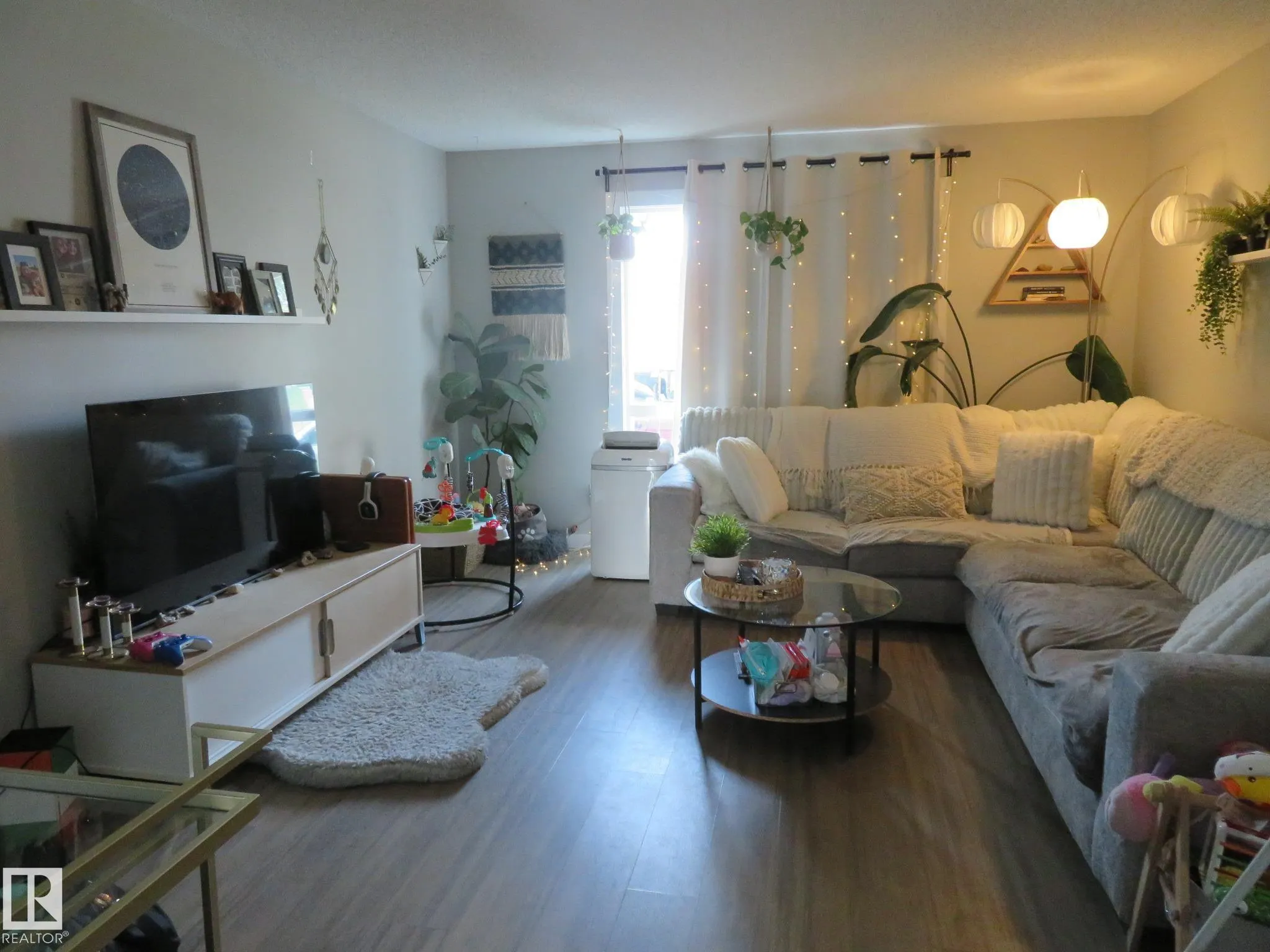 26 WESTRIDGE Place