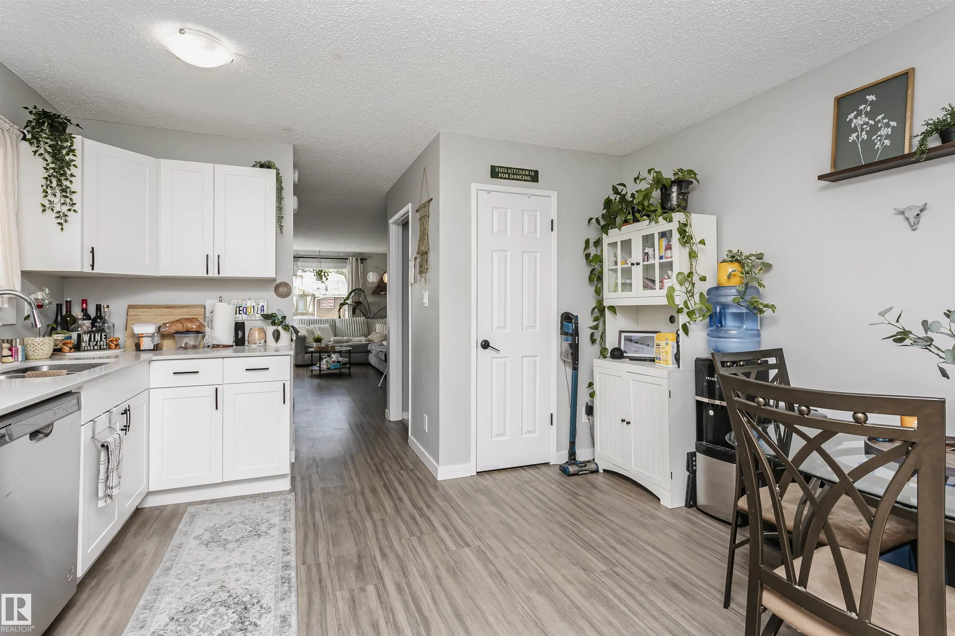 26 WESTRIDGE Place