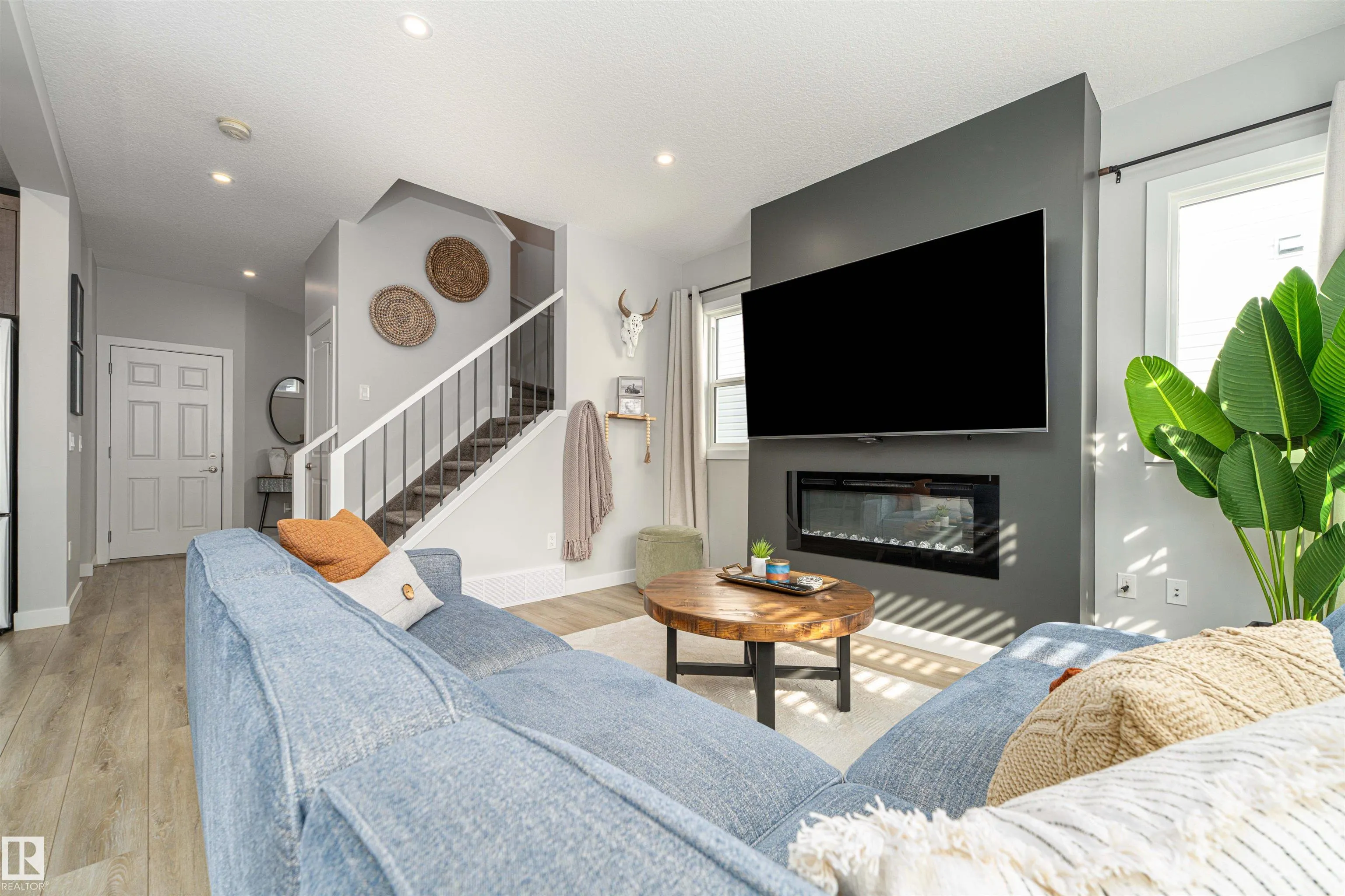 37 SEQUOIA Bend