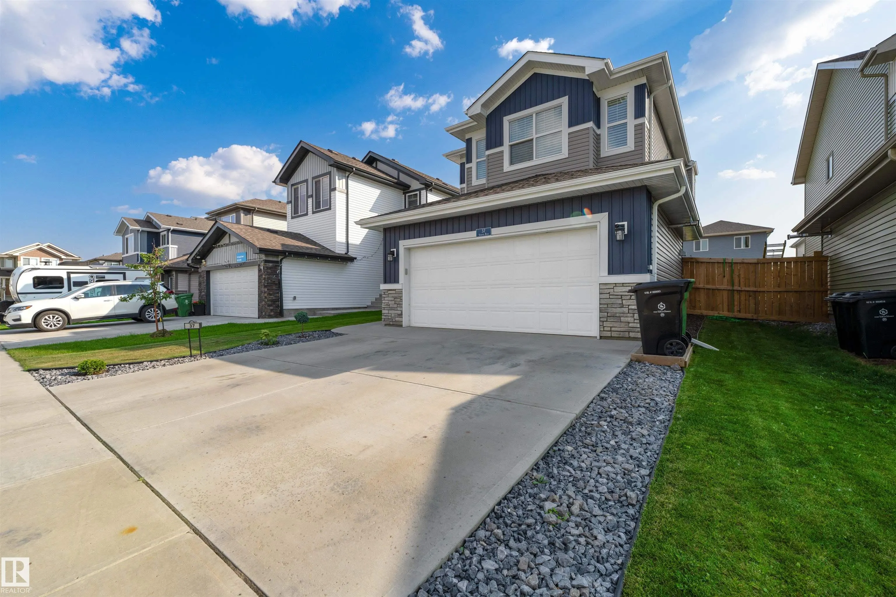 37 SEQUOIA Bend