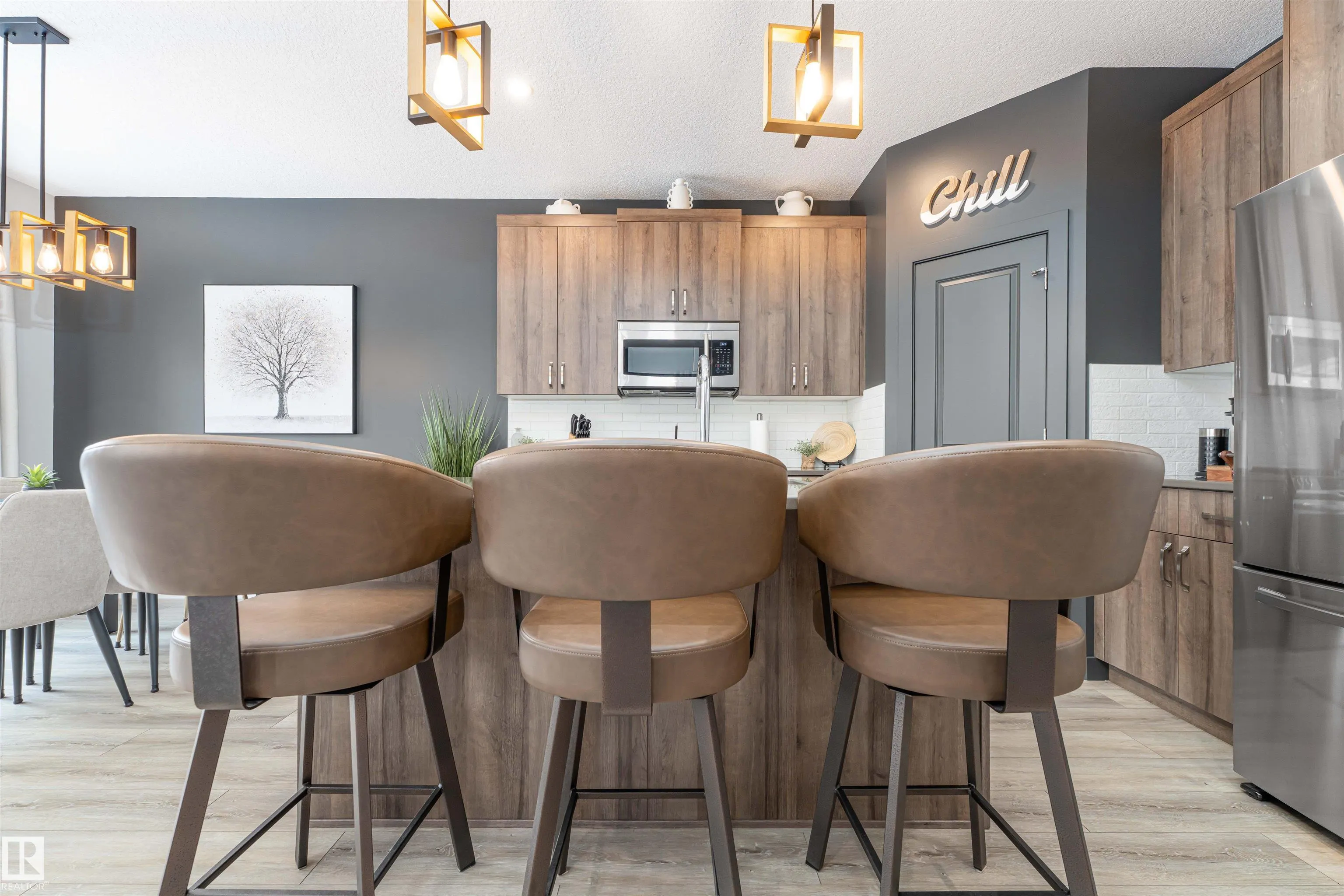 37 SEQUOIA Bend