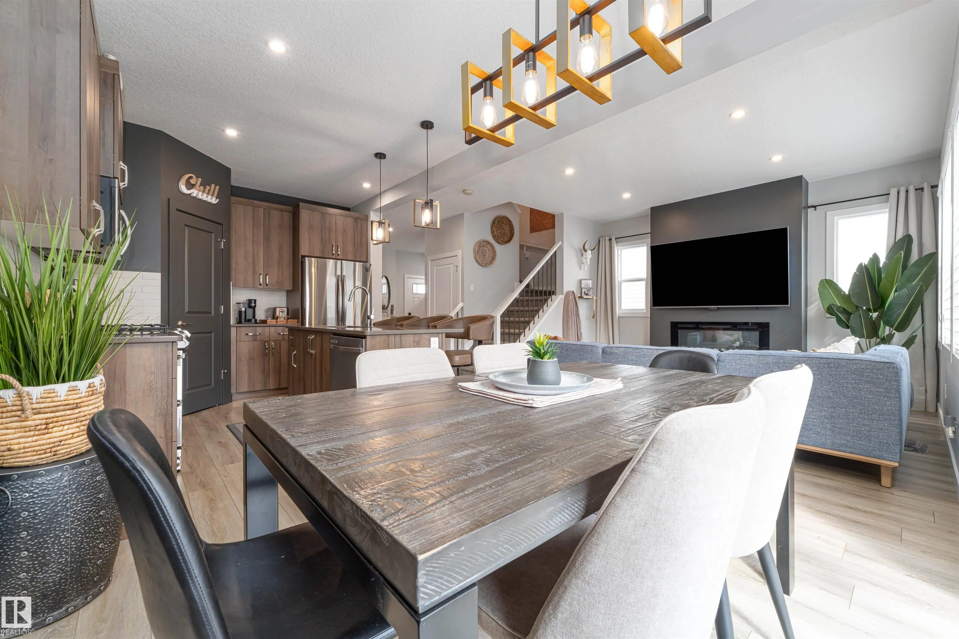 37 SEQUOIA Bend