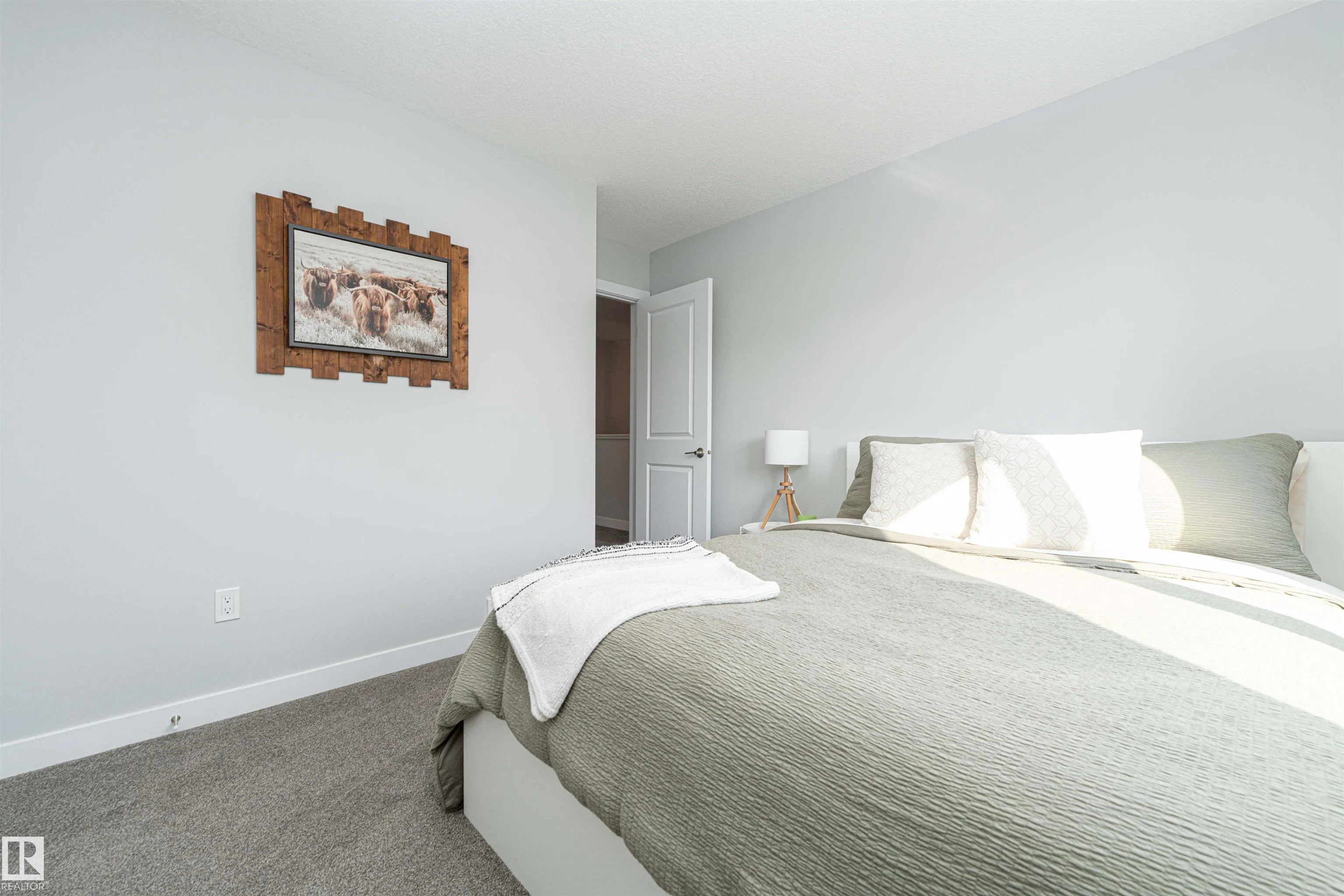37 SEQUOIA Bend
