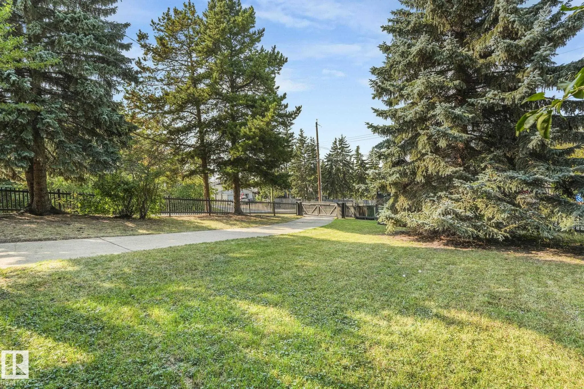41 Balmoral Drive