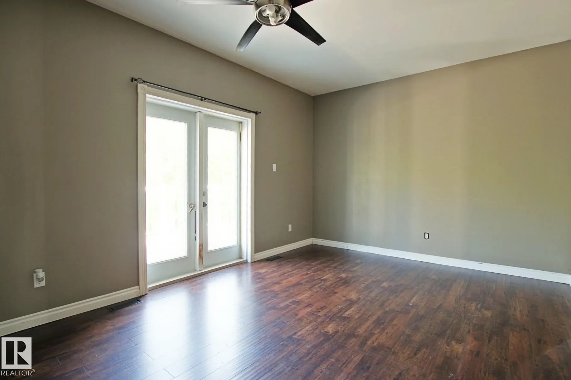 54402 RGE ROAD 15