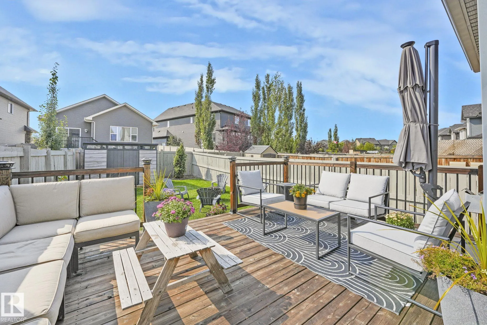 127 AMBERLEY Way