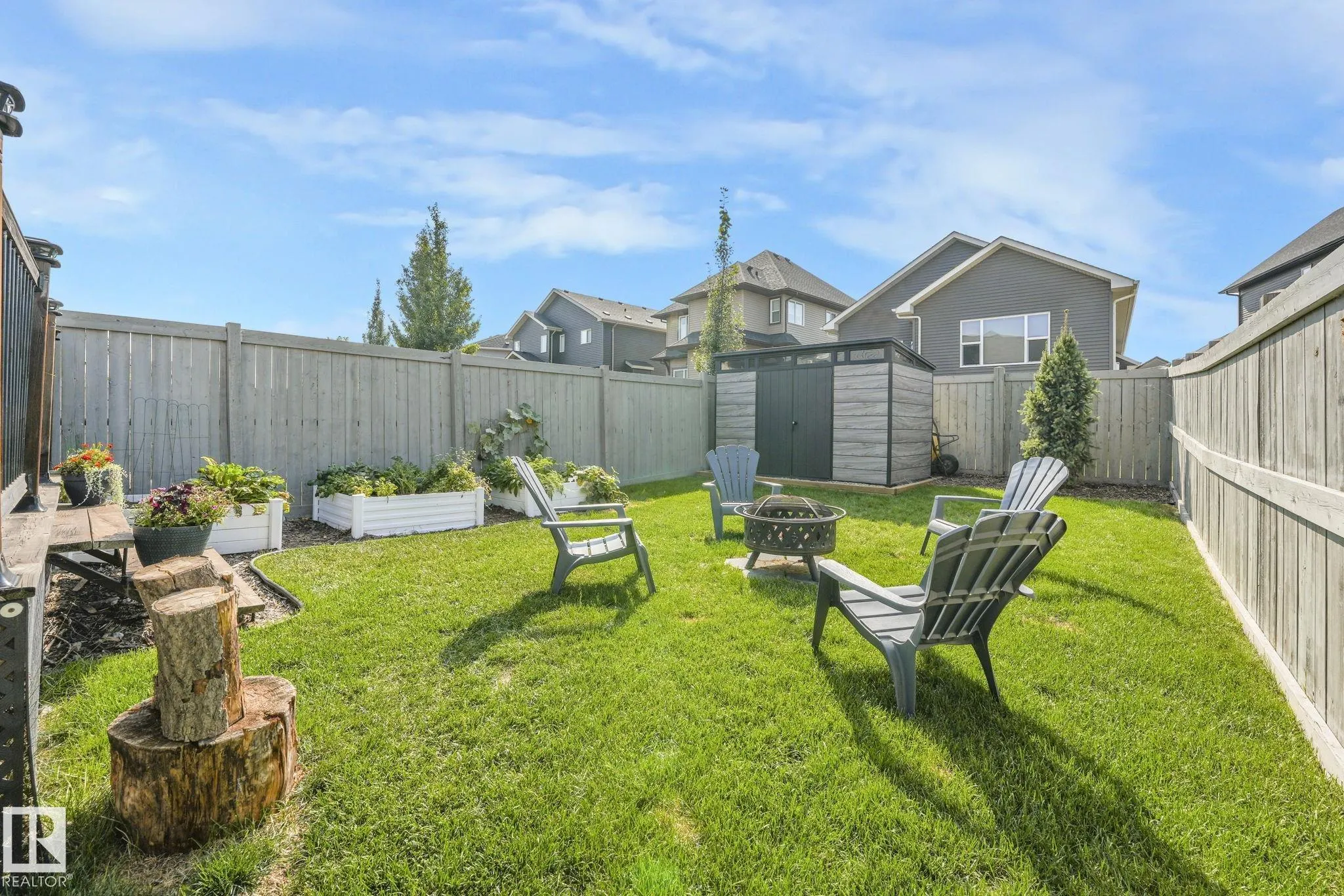 127 AMBERLEY Way