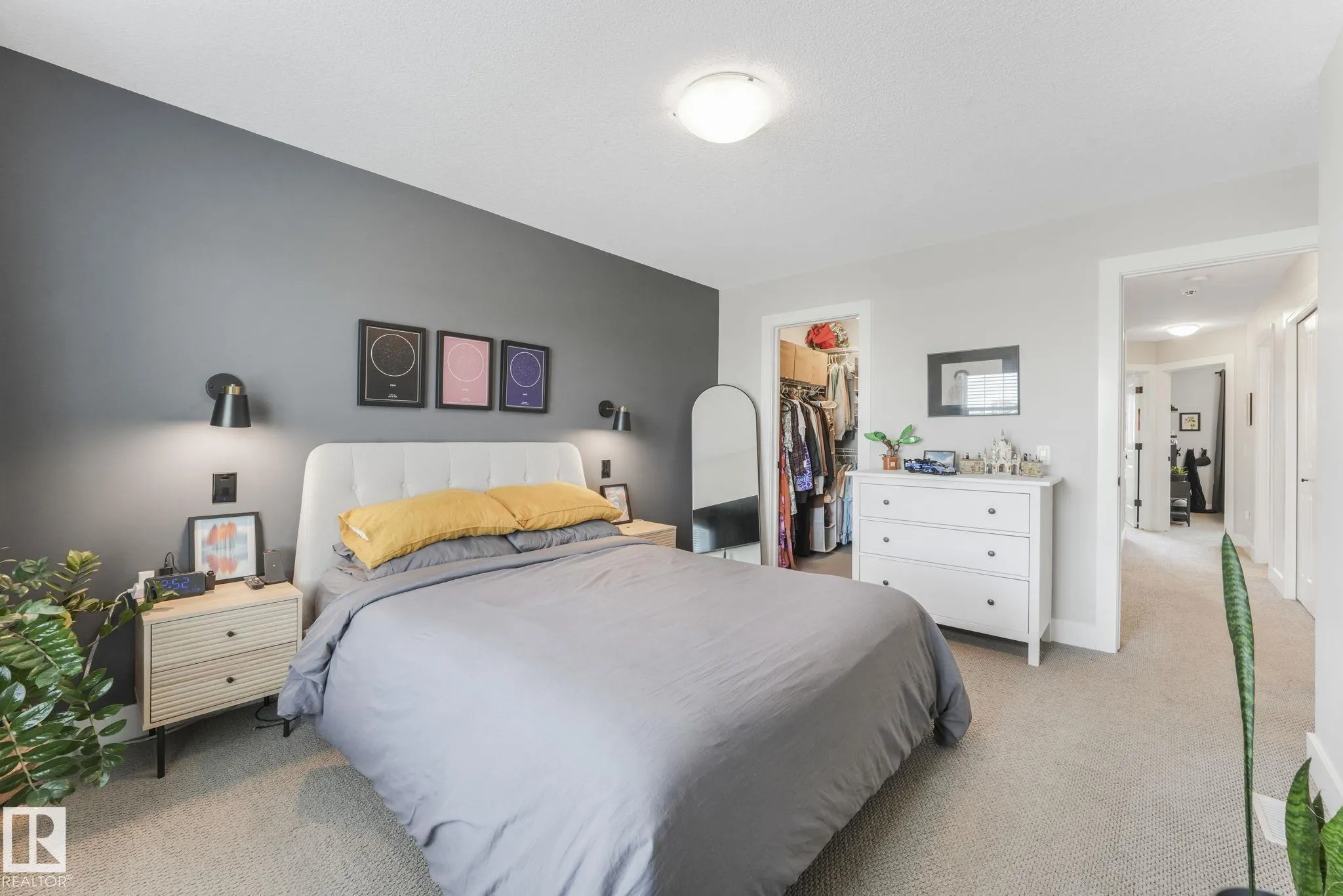 127 AMBERLEY Way