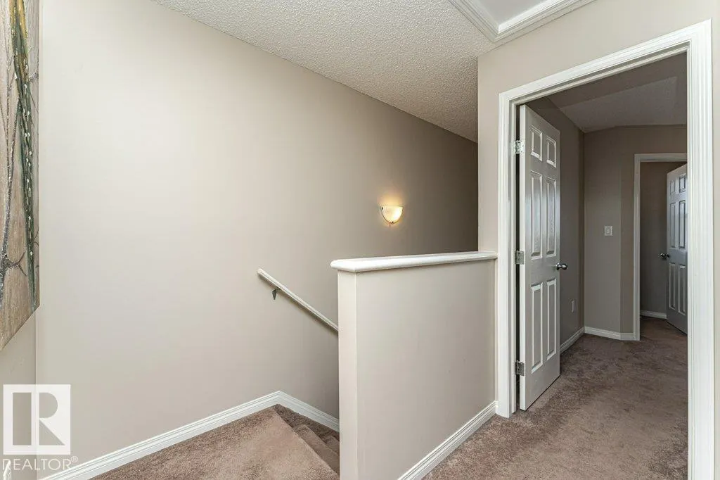 7385 EDGEMONT Way