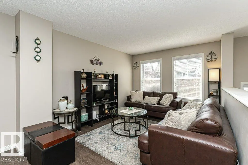 7385 EDGEMONT Way