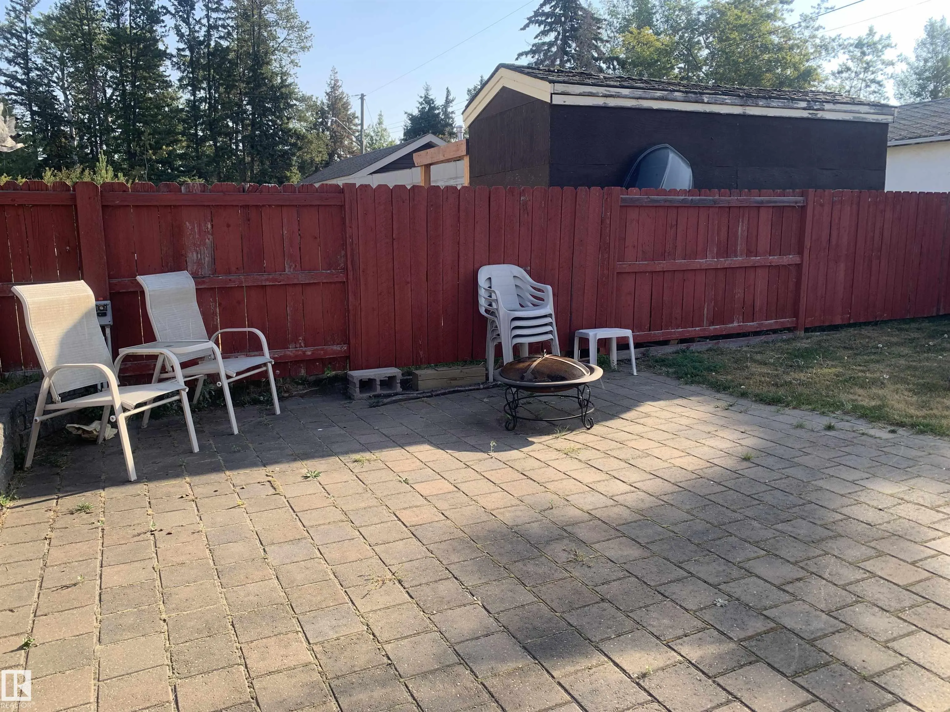 804A 1 Avenue
