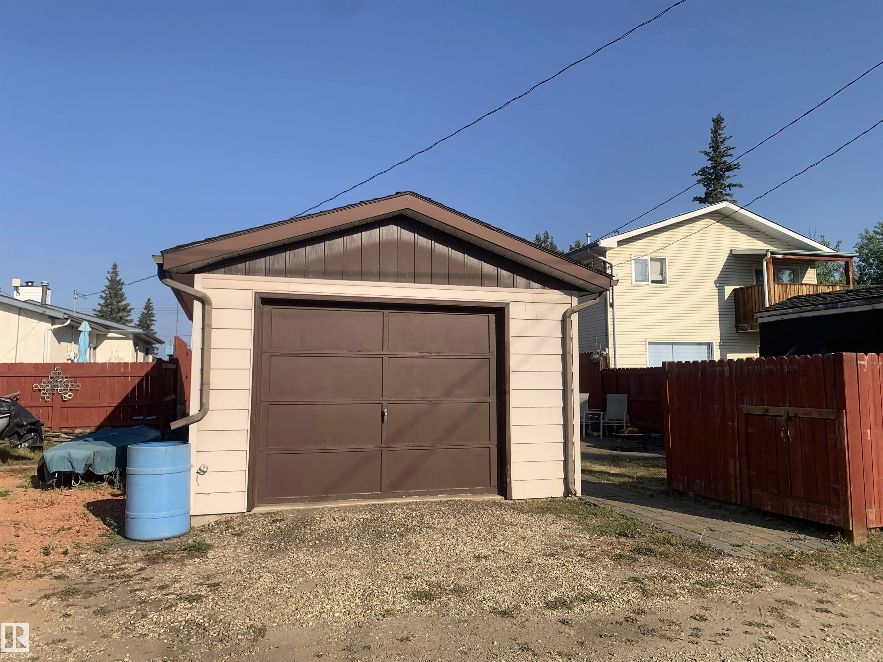 804A 1 Avenue