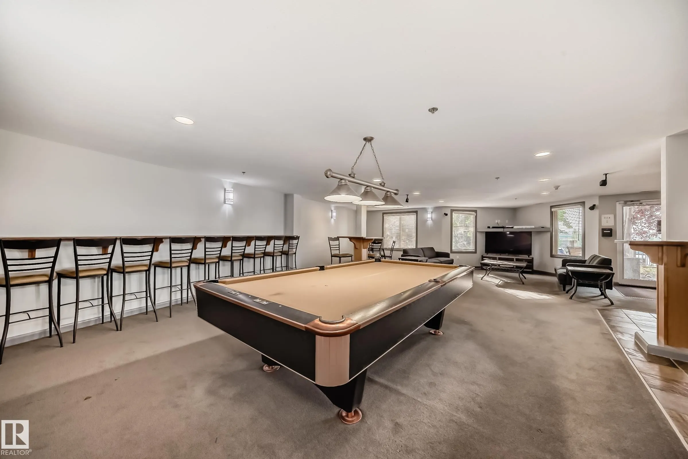 530 HOOKE Road