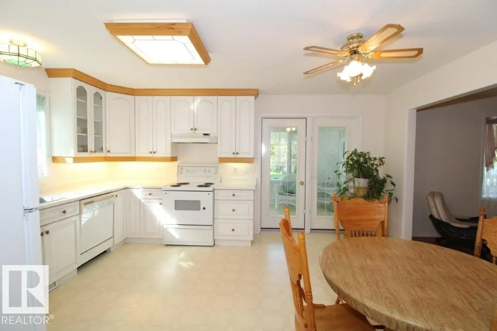 1121 HGHWAY 633