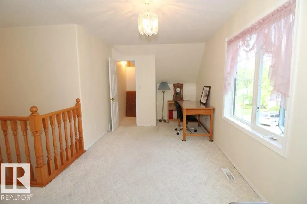 1121 HGHWAY 633