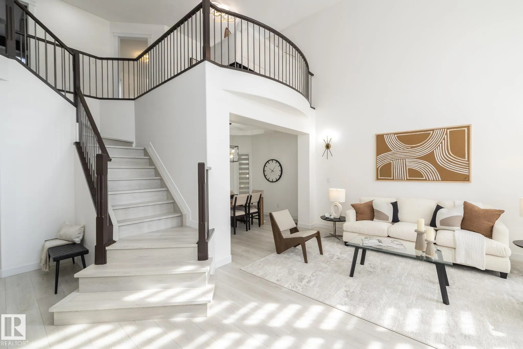 926 THOMPSON Place