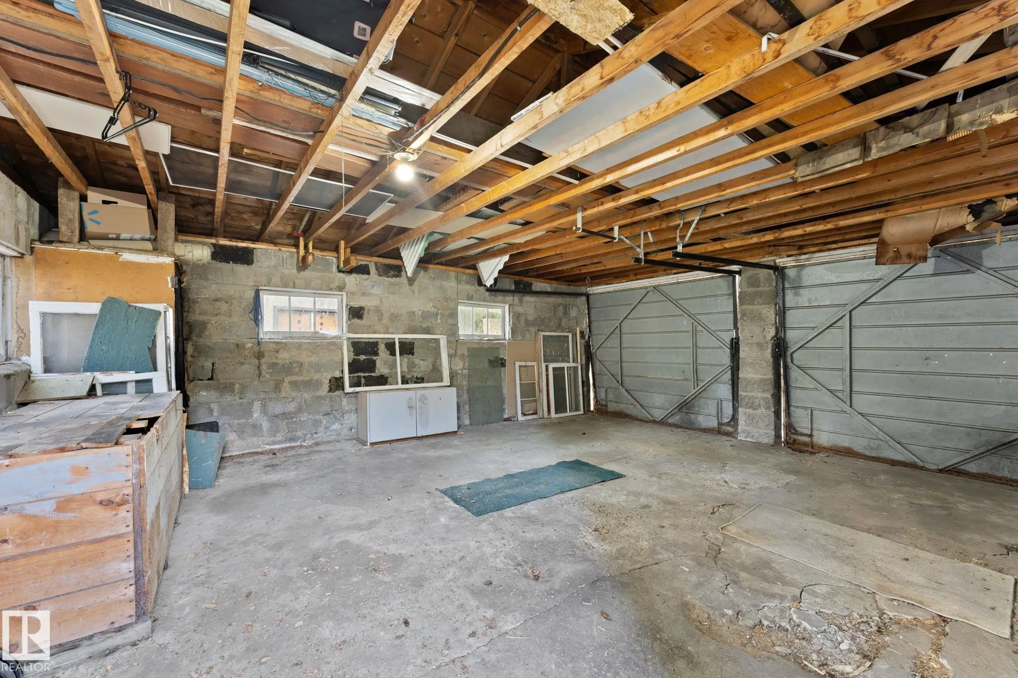 11207 73 Avenue