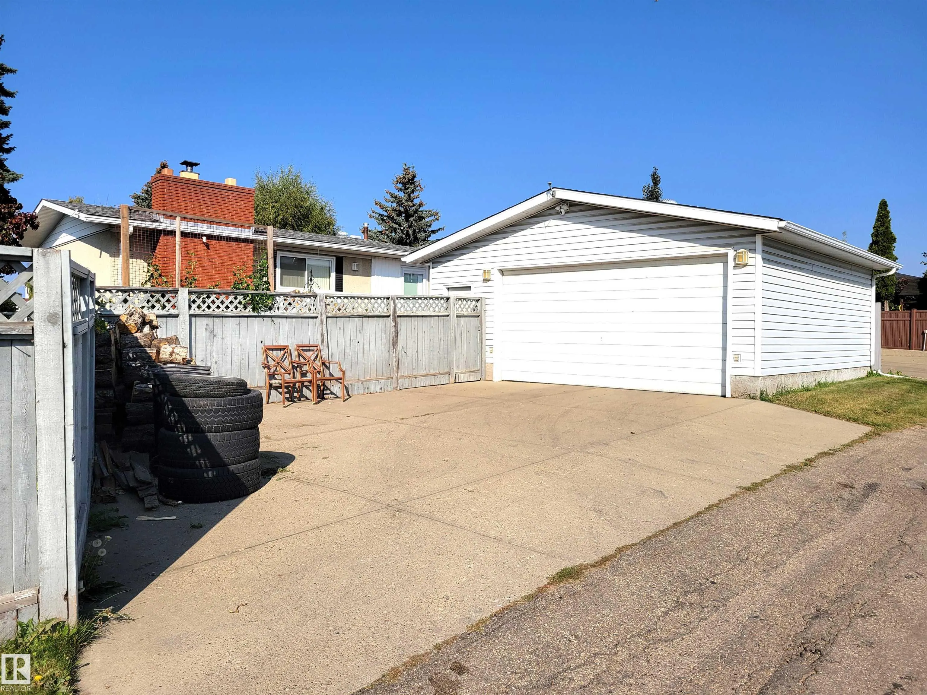 14107 70 Street